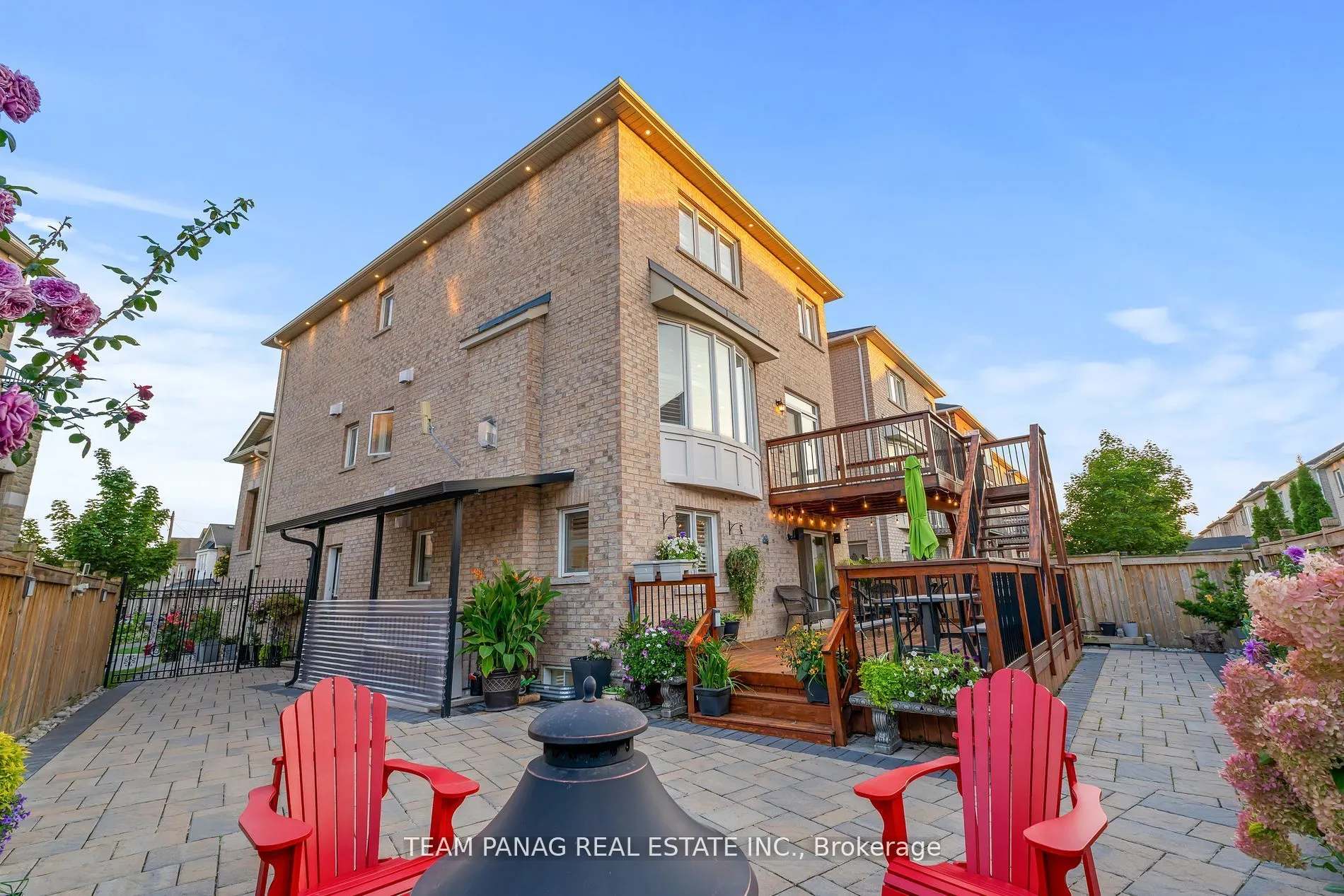22 Cedarsprings Way