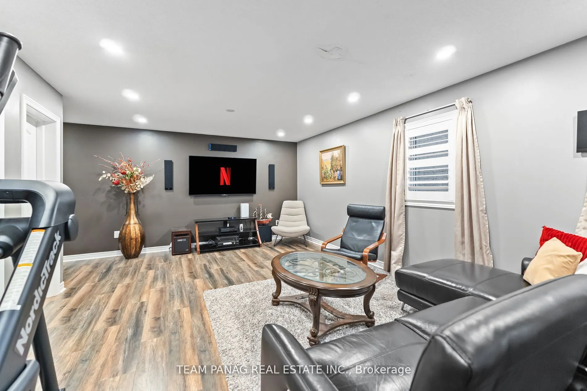22 Cedarsprings Way