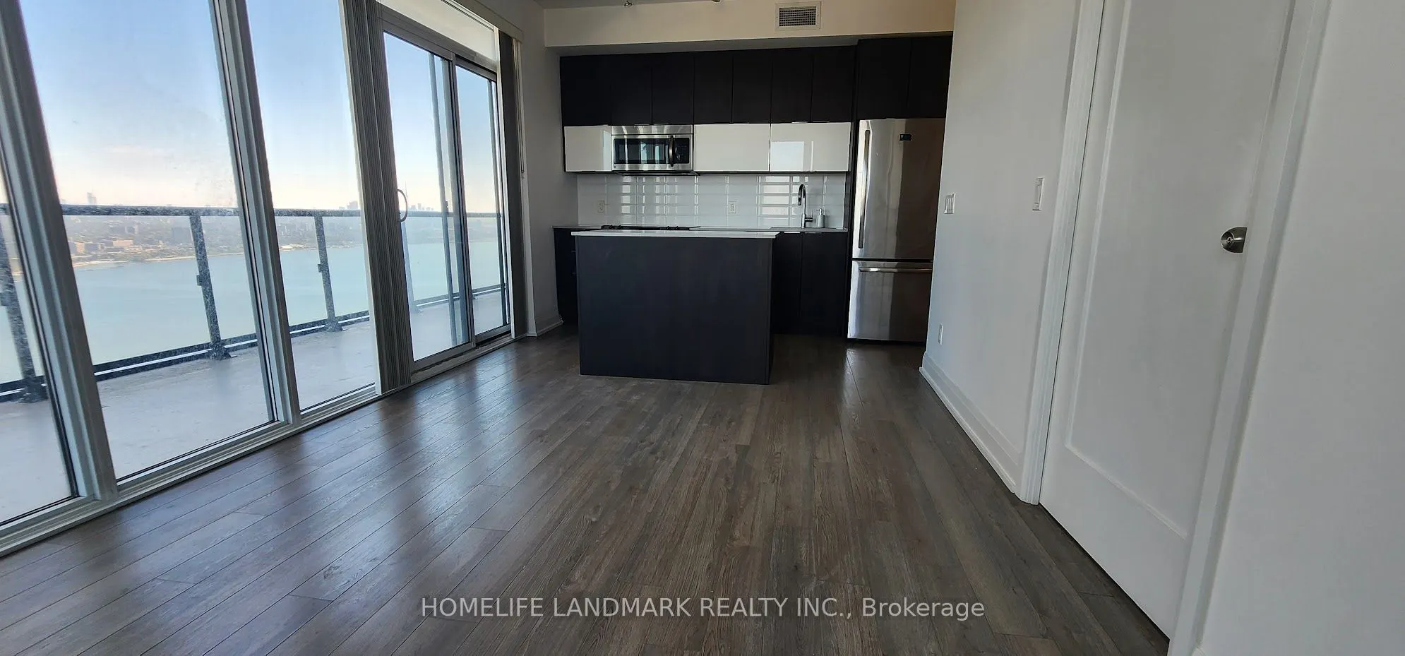 56 Annie Craig Drive, #4607