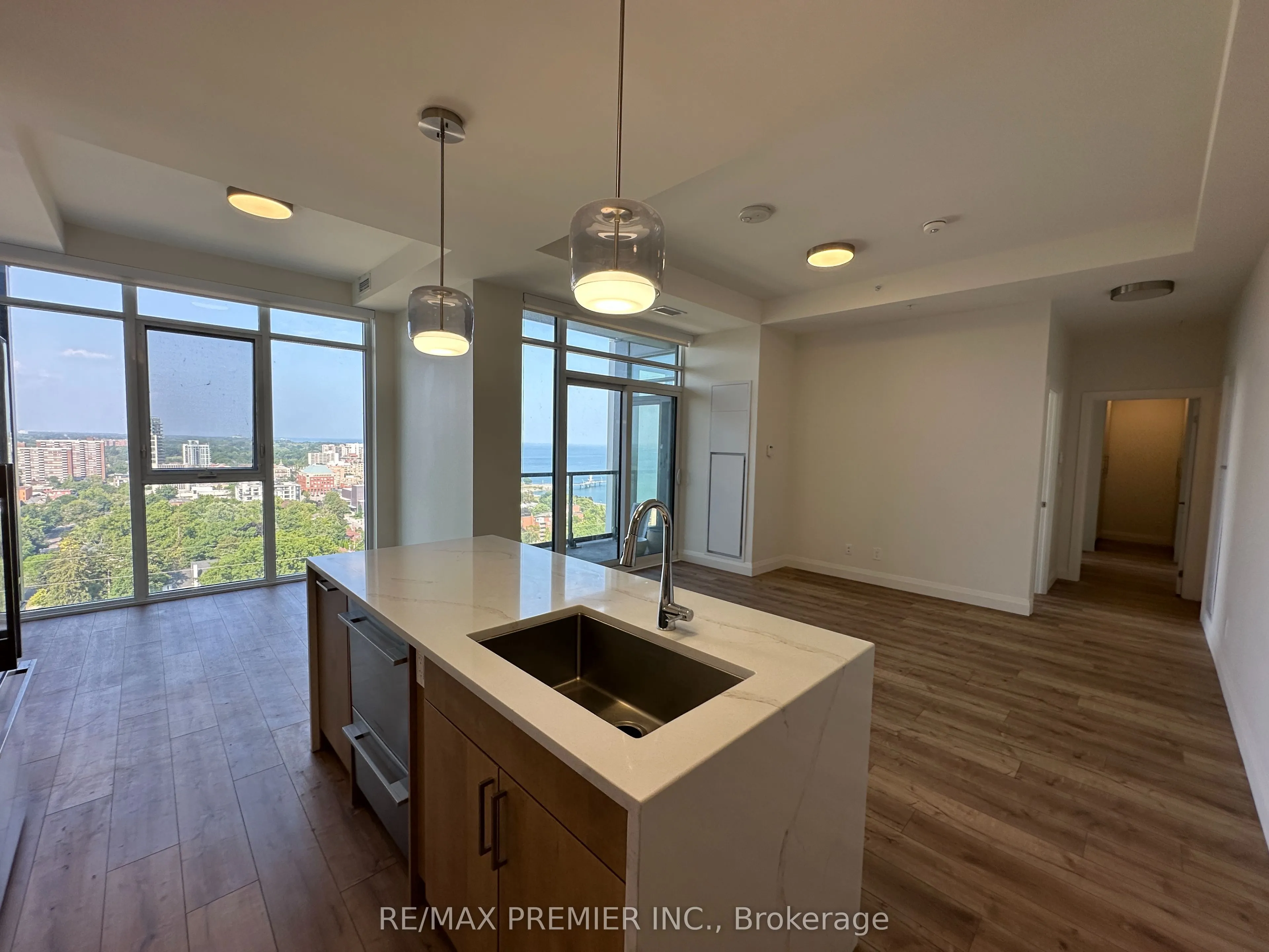 500 Brock Avenue, #2003