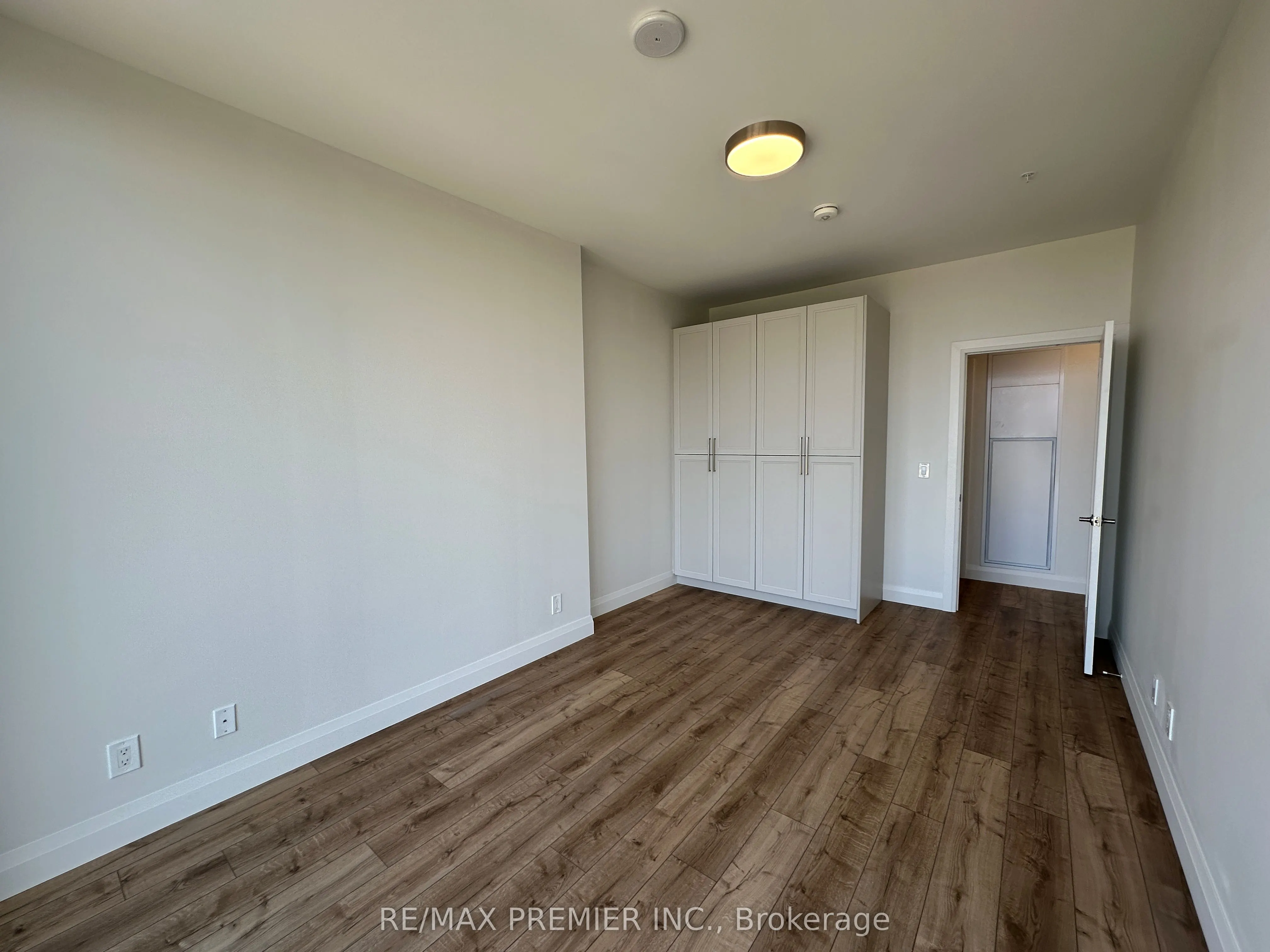 500 Brock Avenue, #2003
