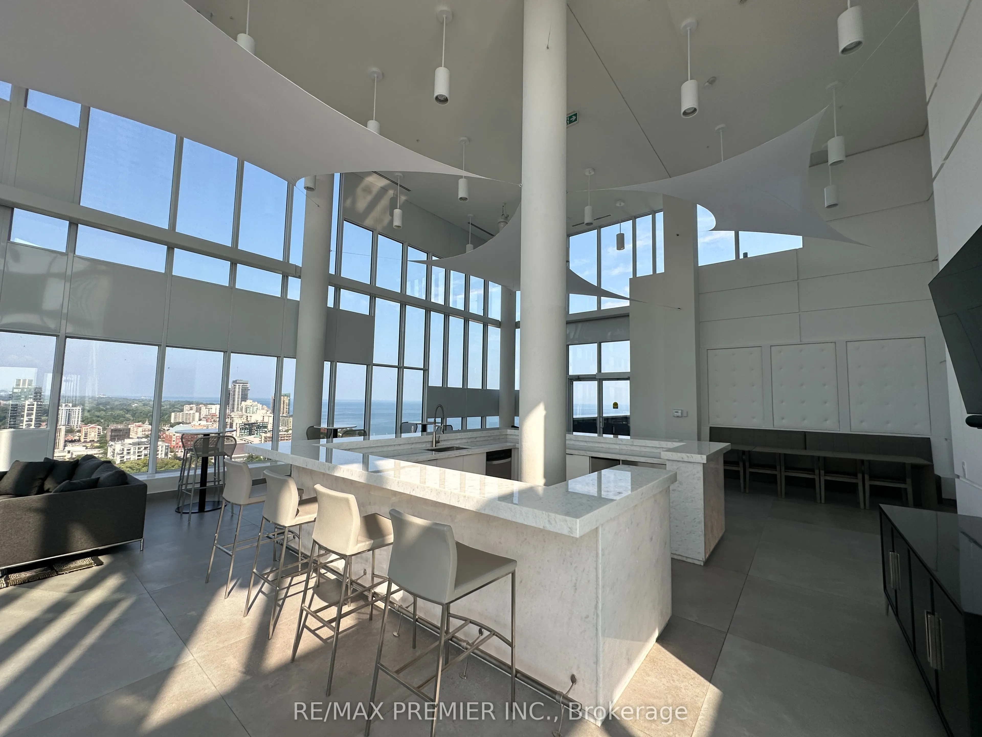 500 Brock Avenue, #2003