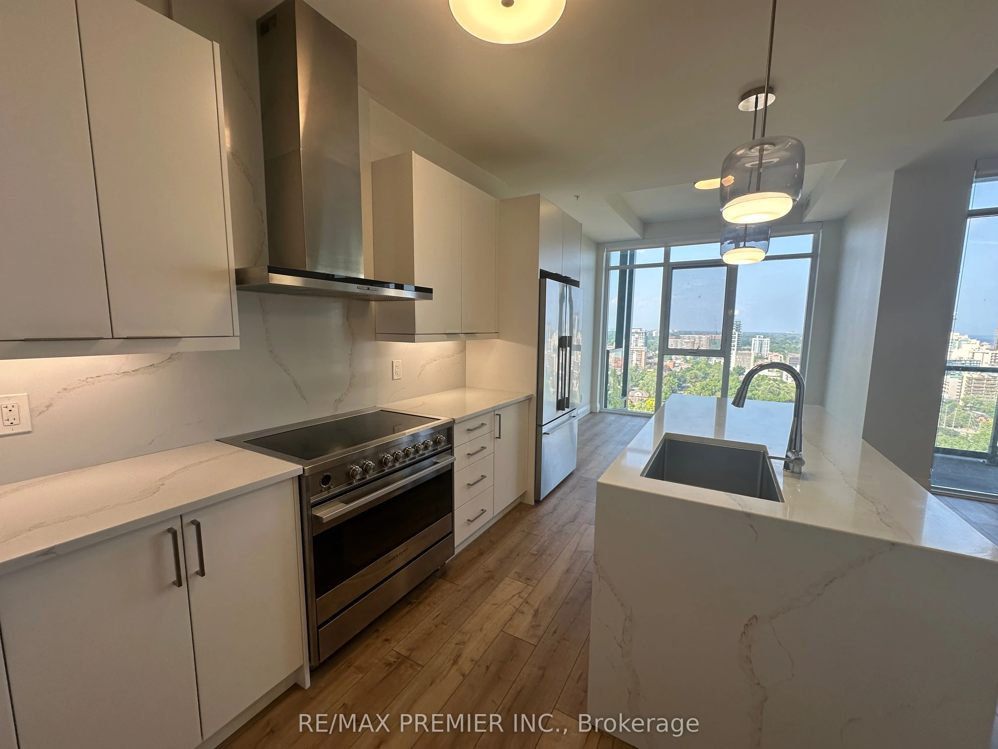 500 Brock Avenue, #2003