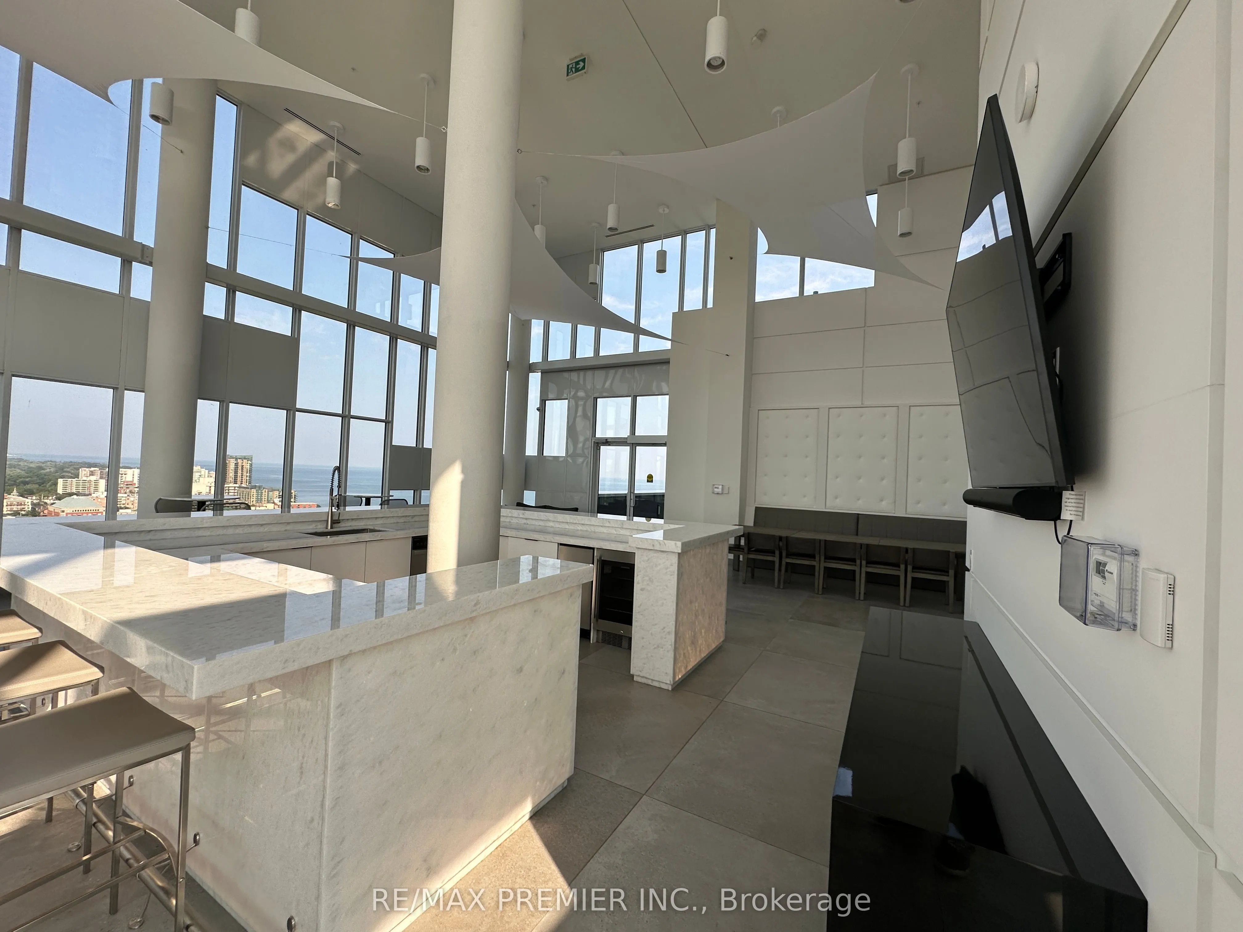 500 Brock Avenue, #2003