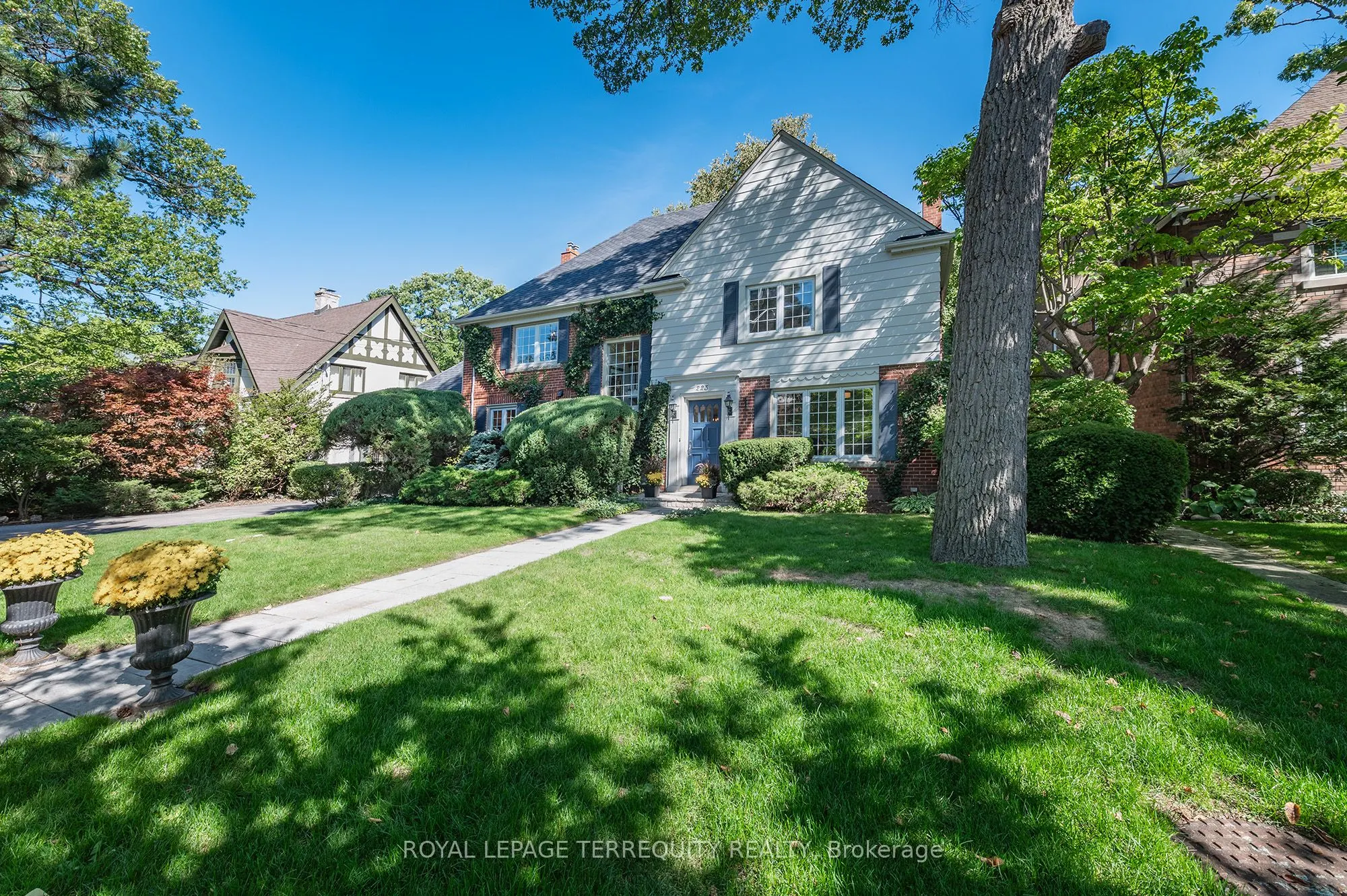223 Riverside Drive