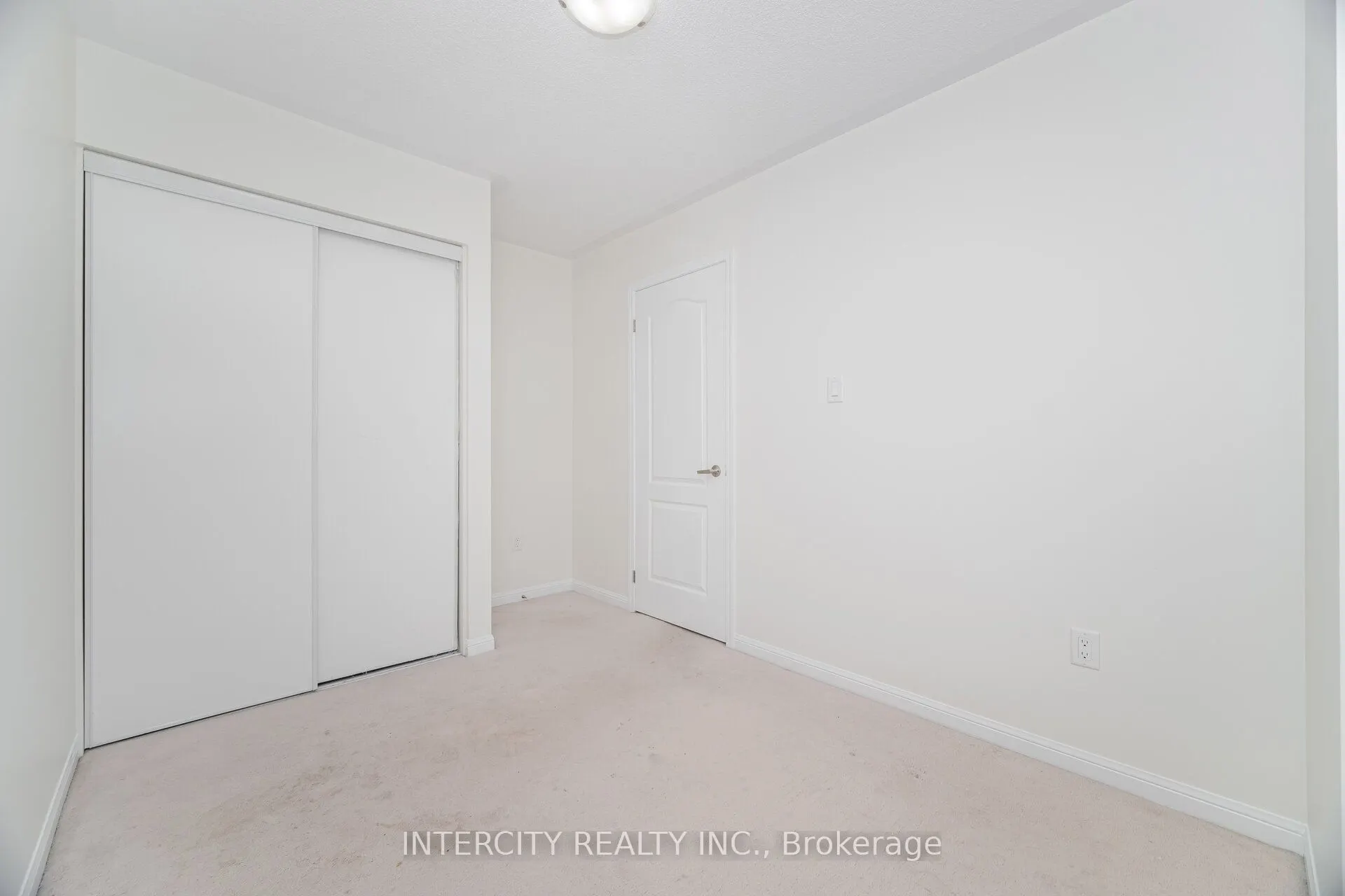 6020 Derry Road, #36
