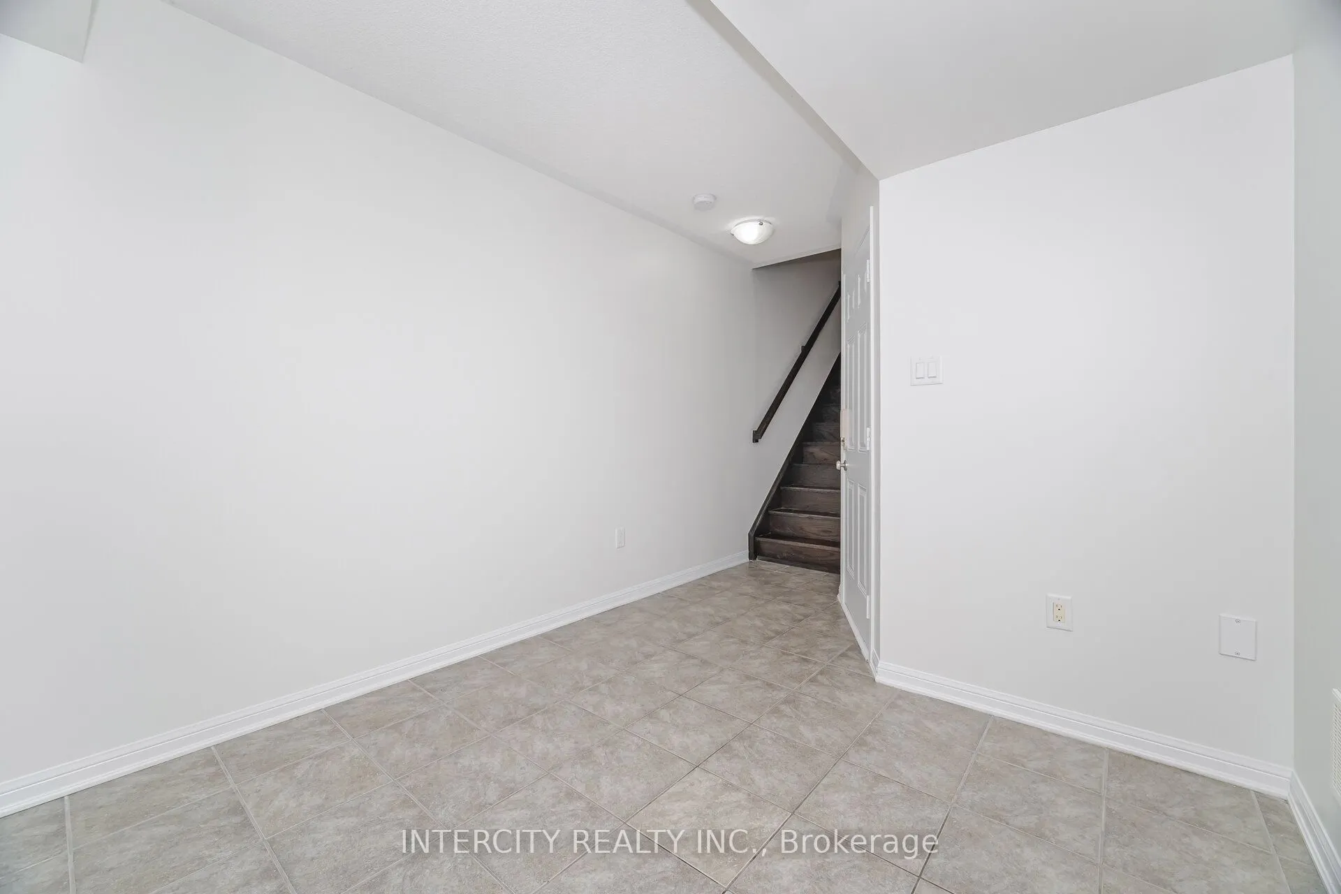 6020 Derry Road, #36
