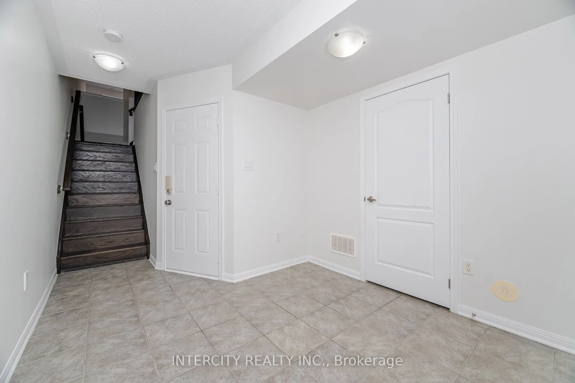 6020 Derry Road, #36