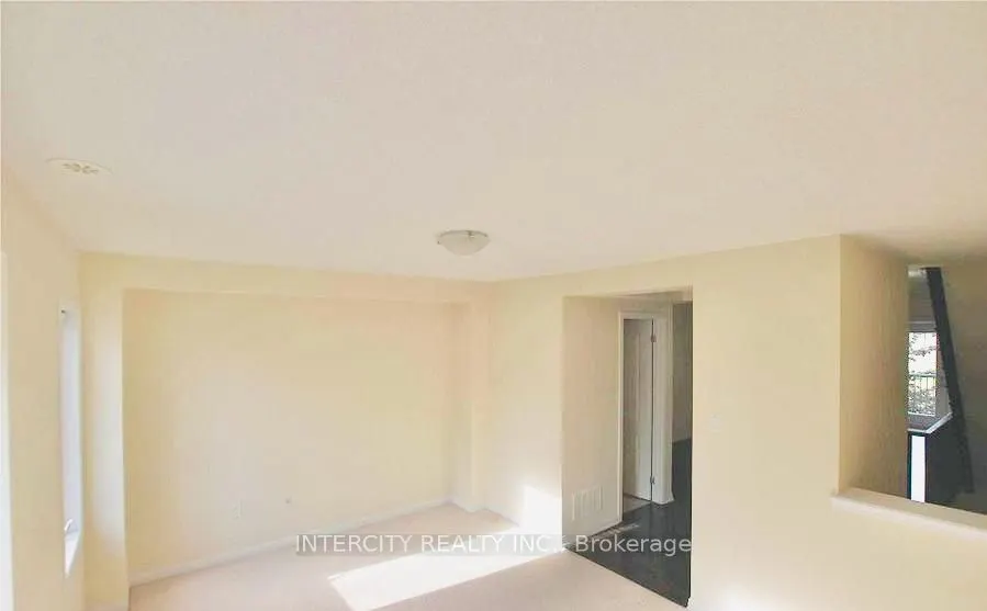 6020 Derry Road, #36
