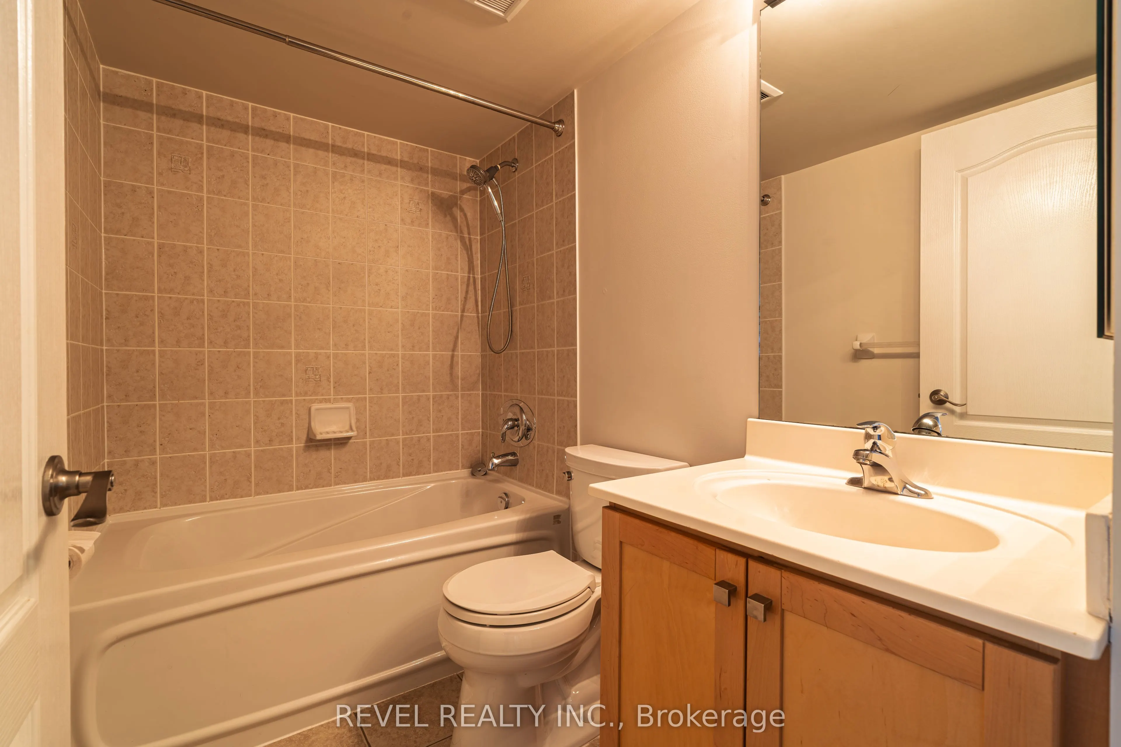 2121 Lake Shore Boulevard W, #801