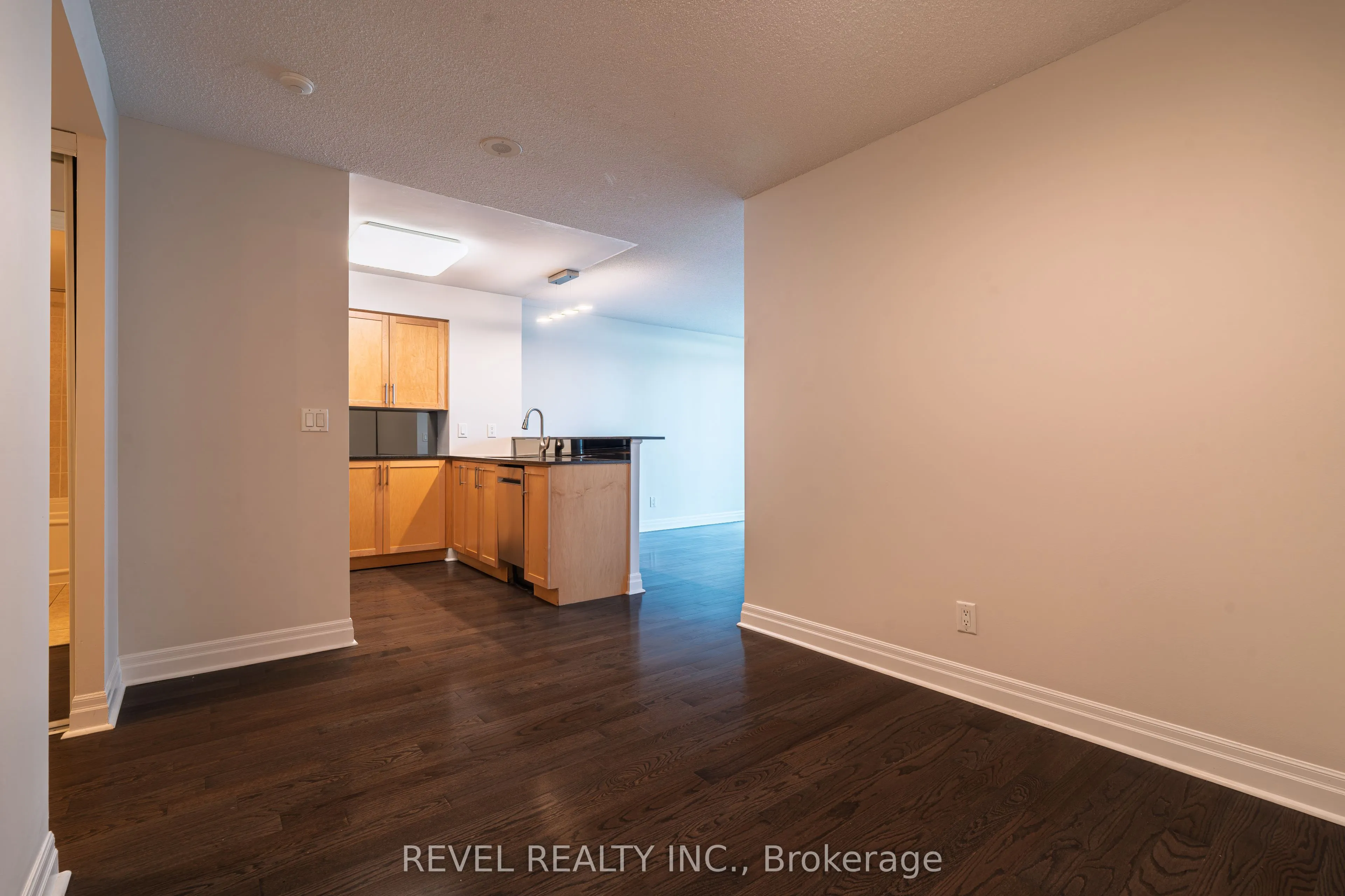2121 Lake Shore Boulevard W, #801