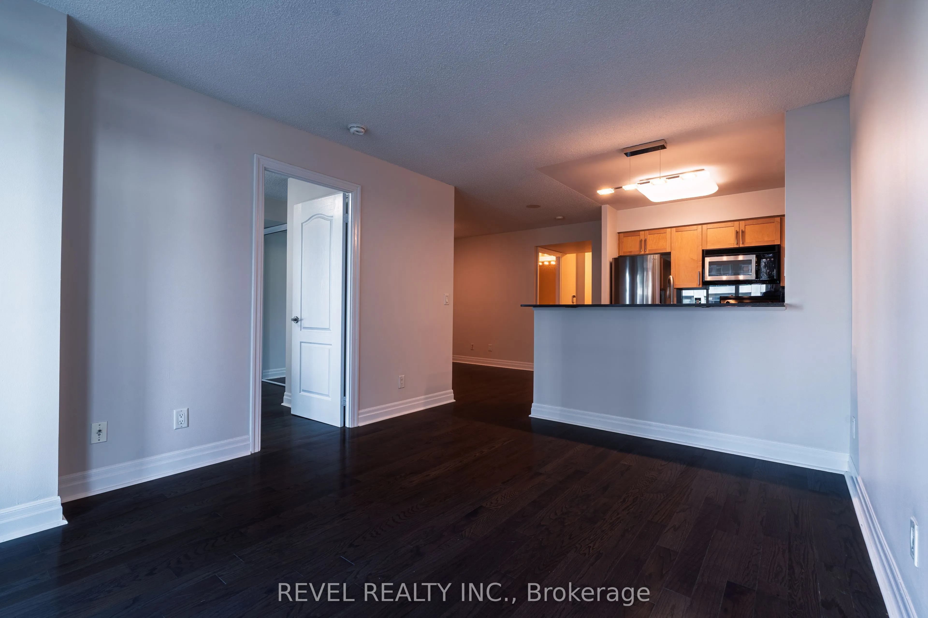2121 Lake Shore Boulevard W, #801
