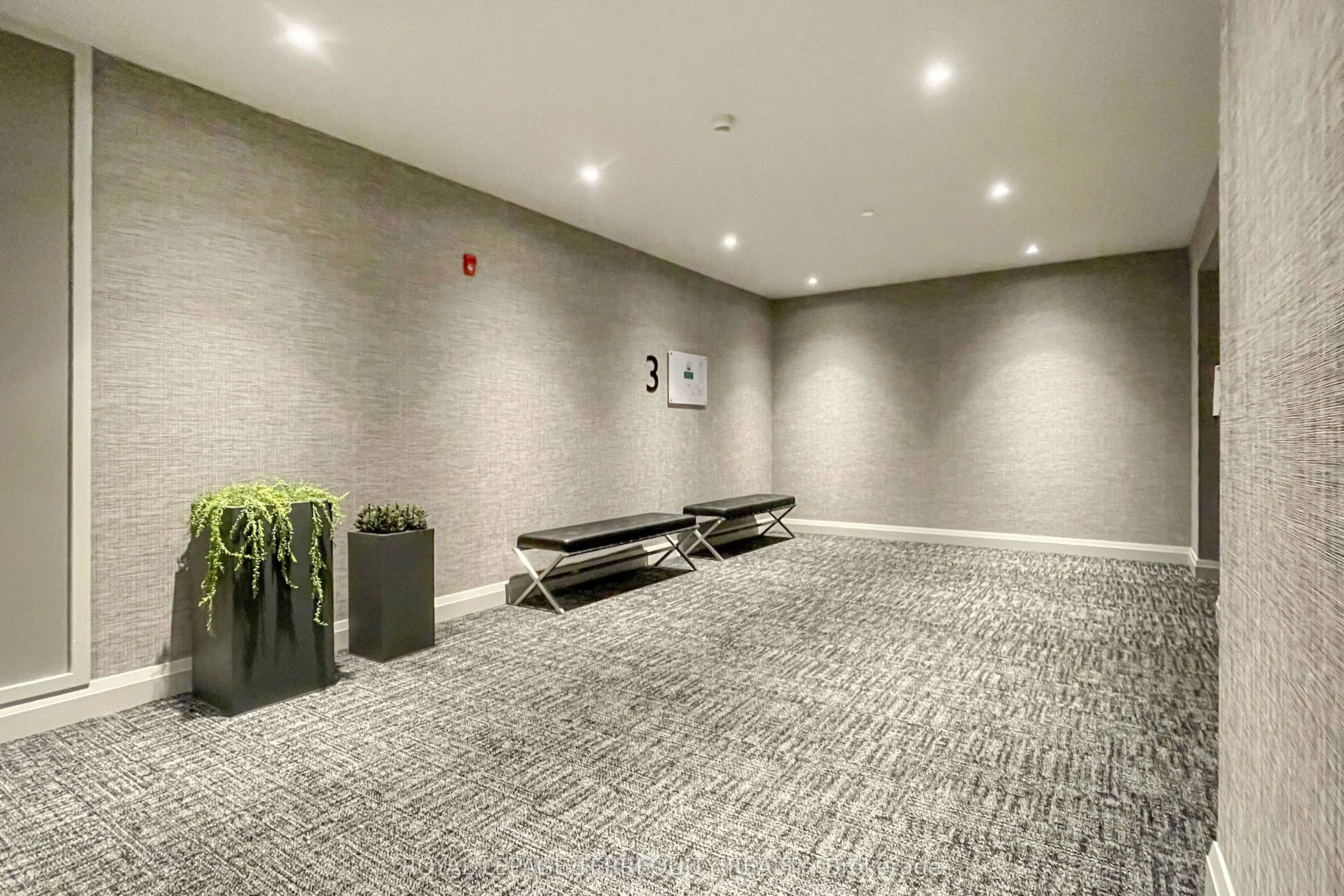 102 Grovewood Common, #3
