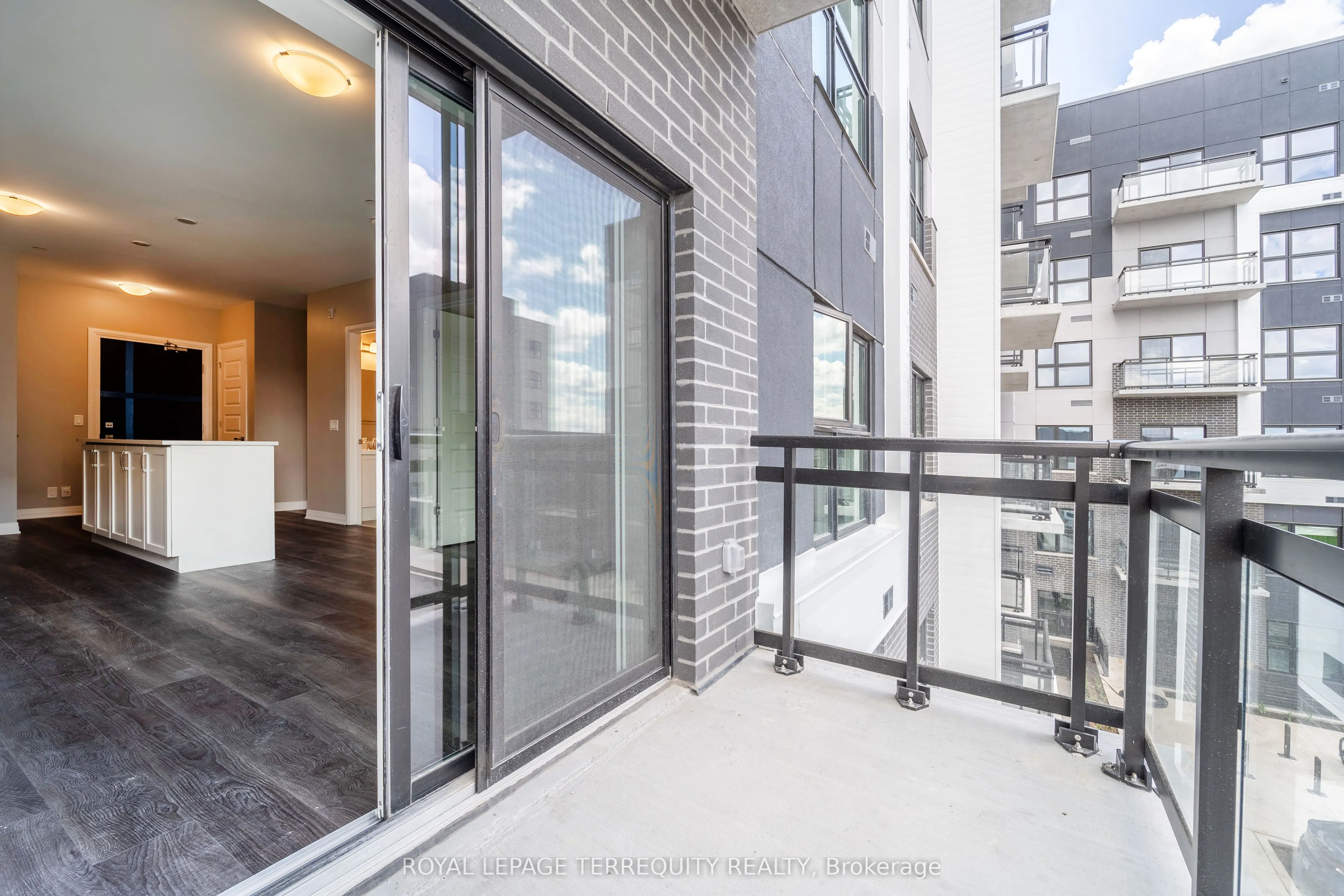 102 Grovewood Common, #3