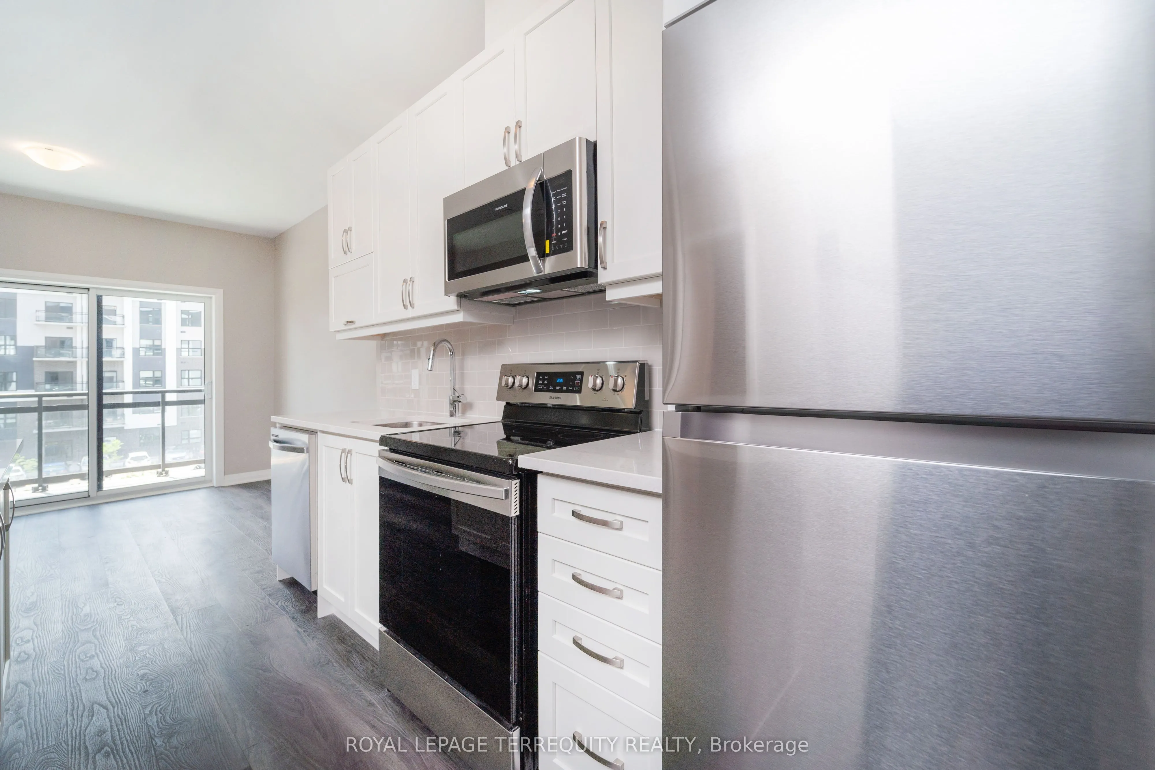 102 Grovewood Common, #3