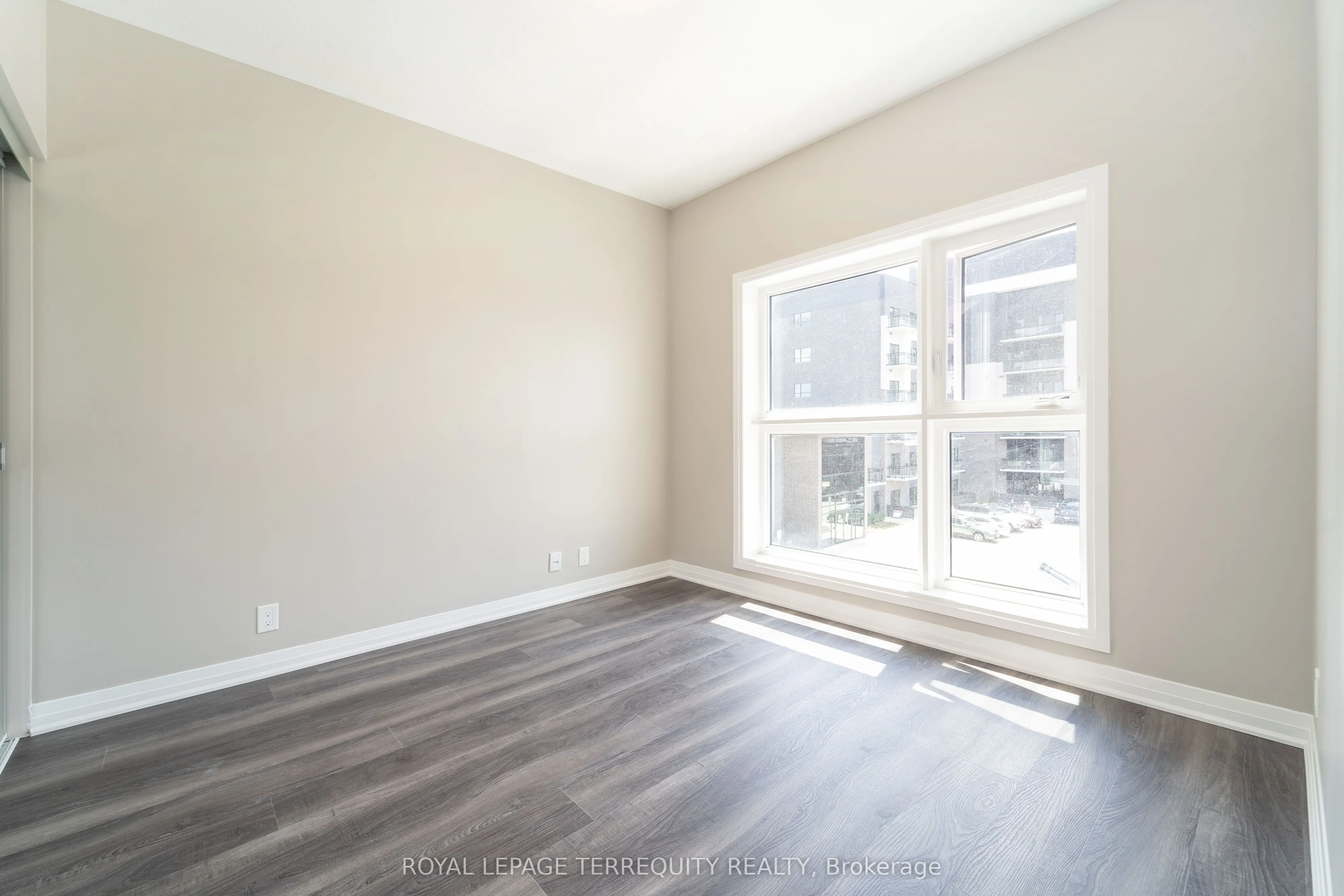 102 Grovewood Common, #3
