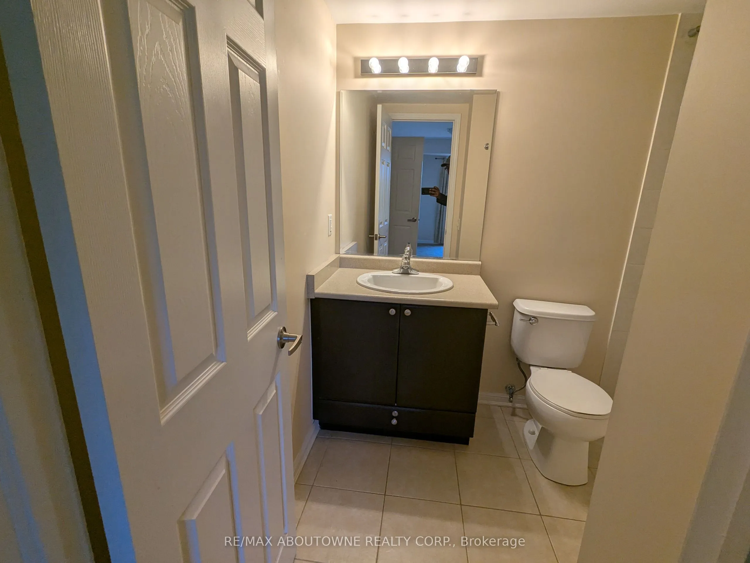 3070 Rotary Way, #118