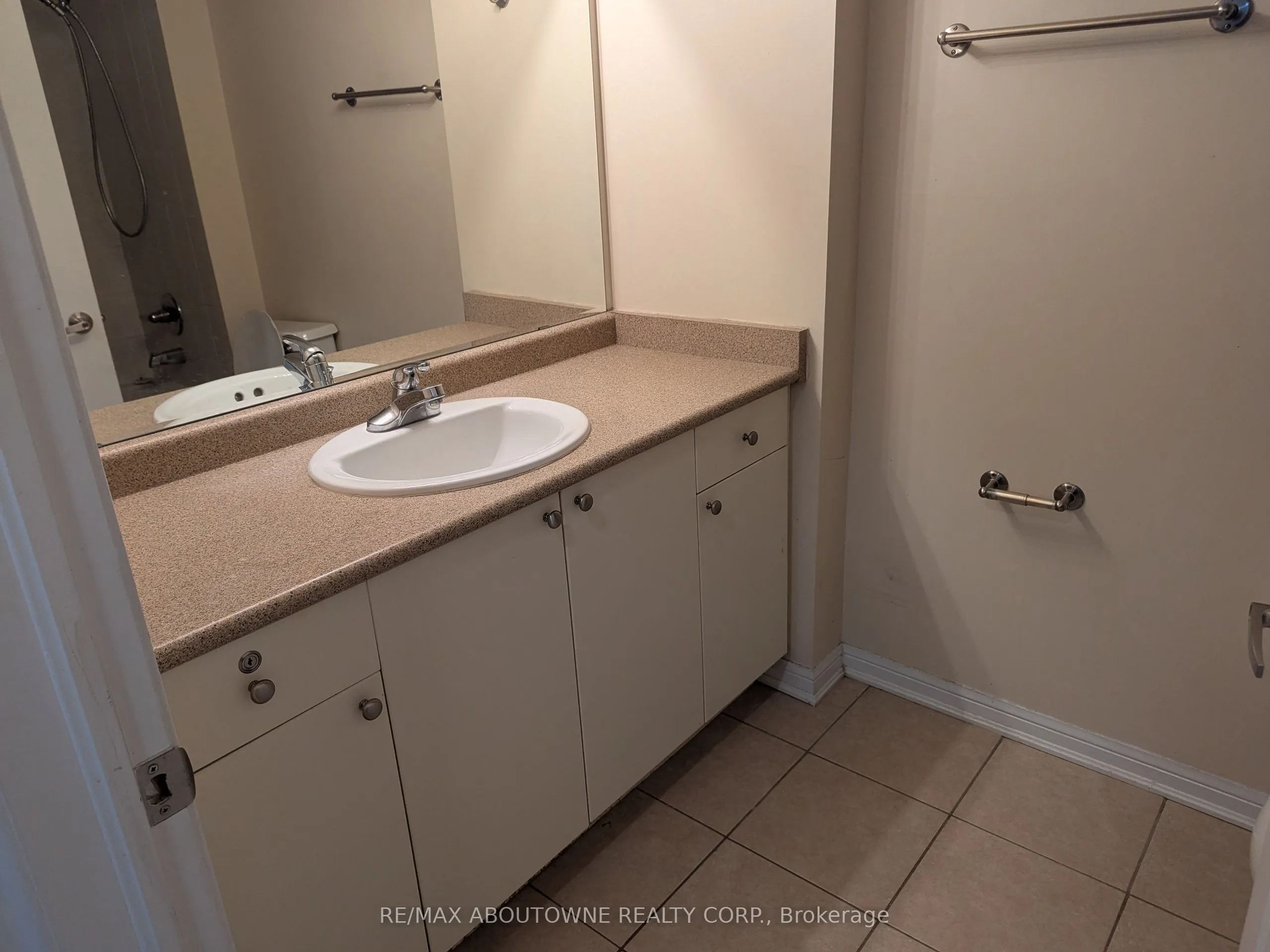 3070 Rotary Way, #118