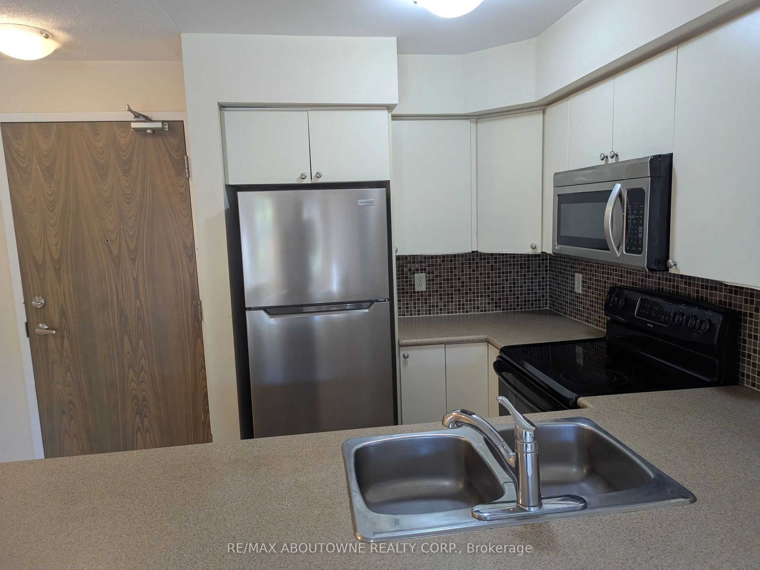 3070 Rotary Way, #118