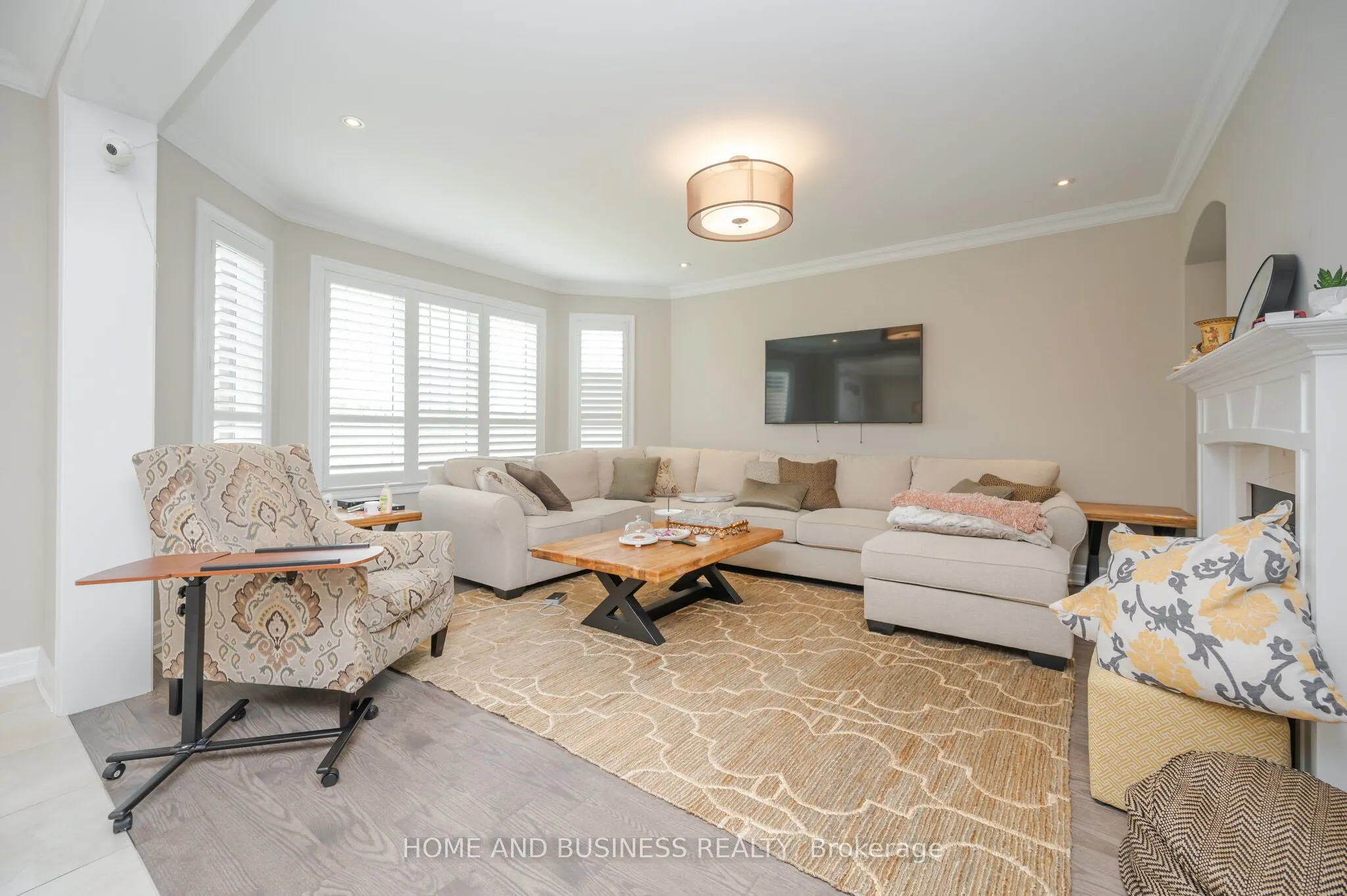 3357 Mintwood Circle
