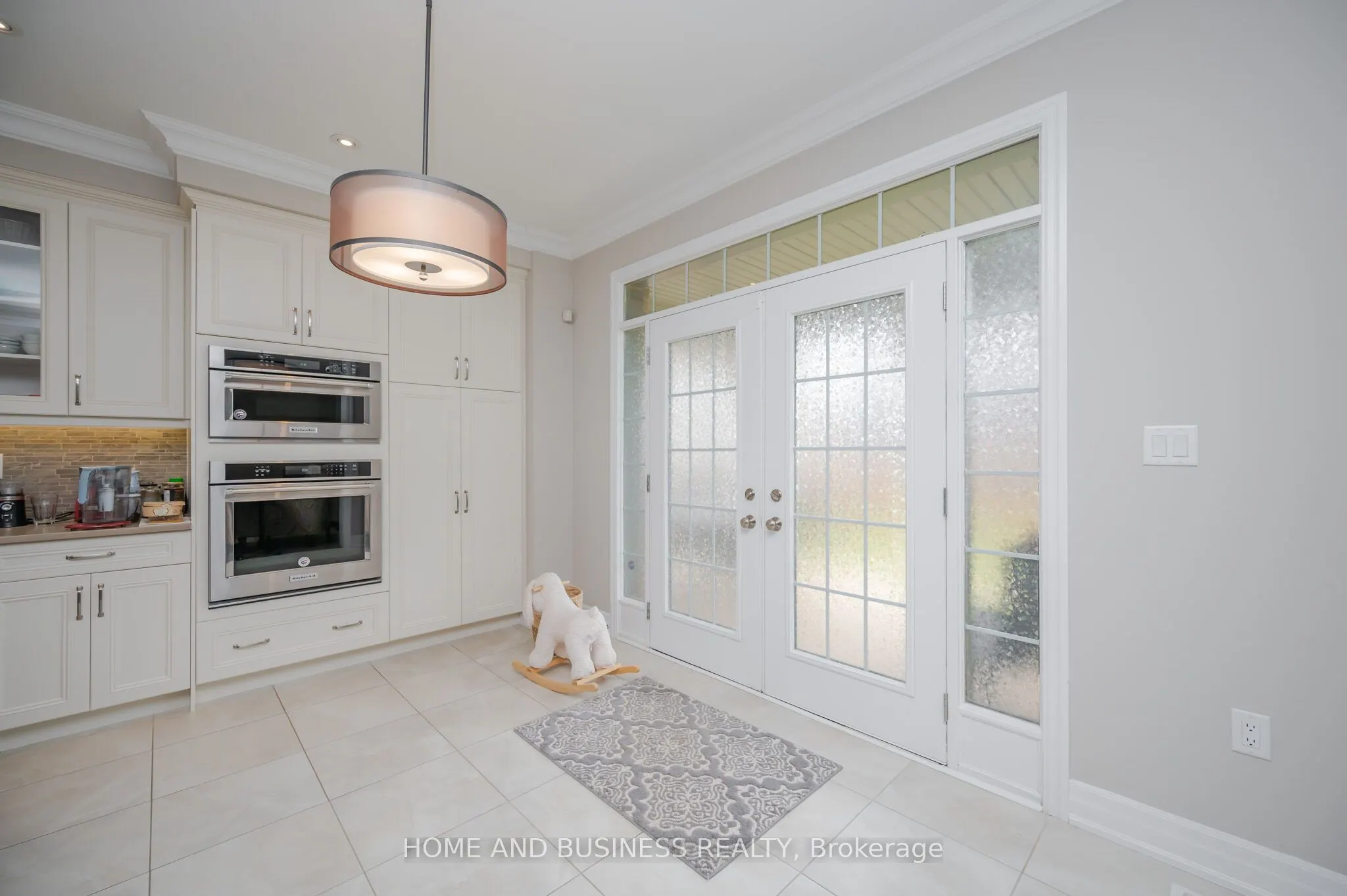 3357 Mintwood Circle