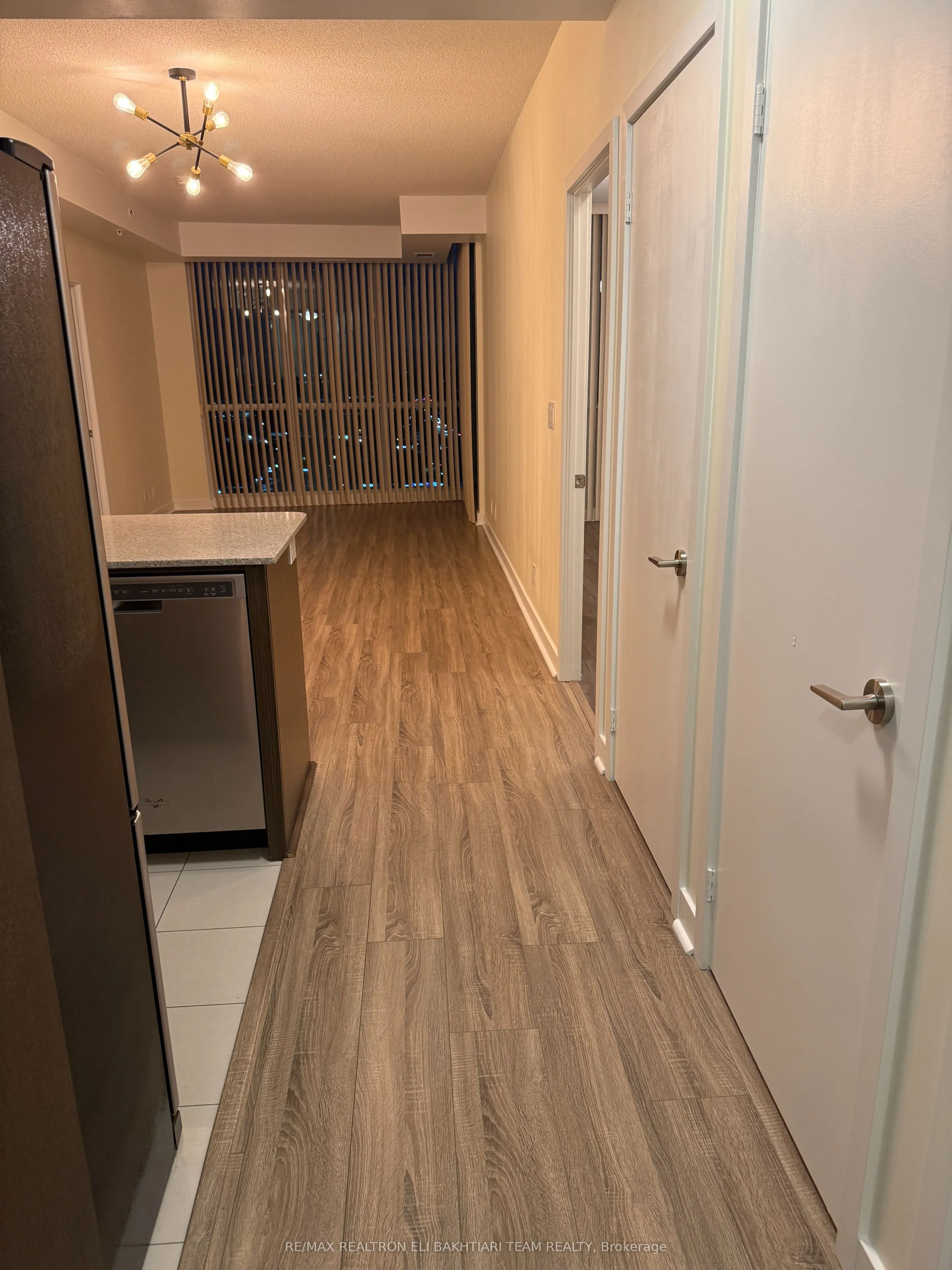3985 Grand Park Drive, #1806