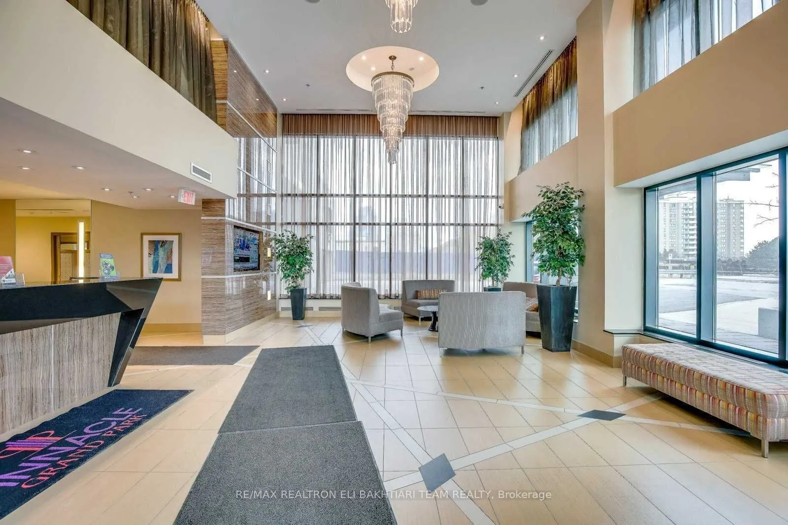 3985 Grand Park Drive, #1806