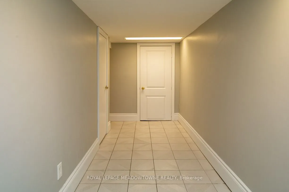 17 Kersdale Avenue
