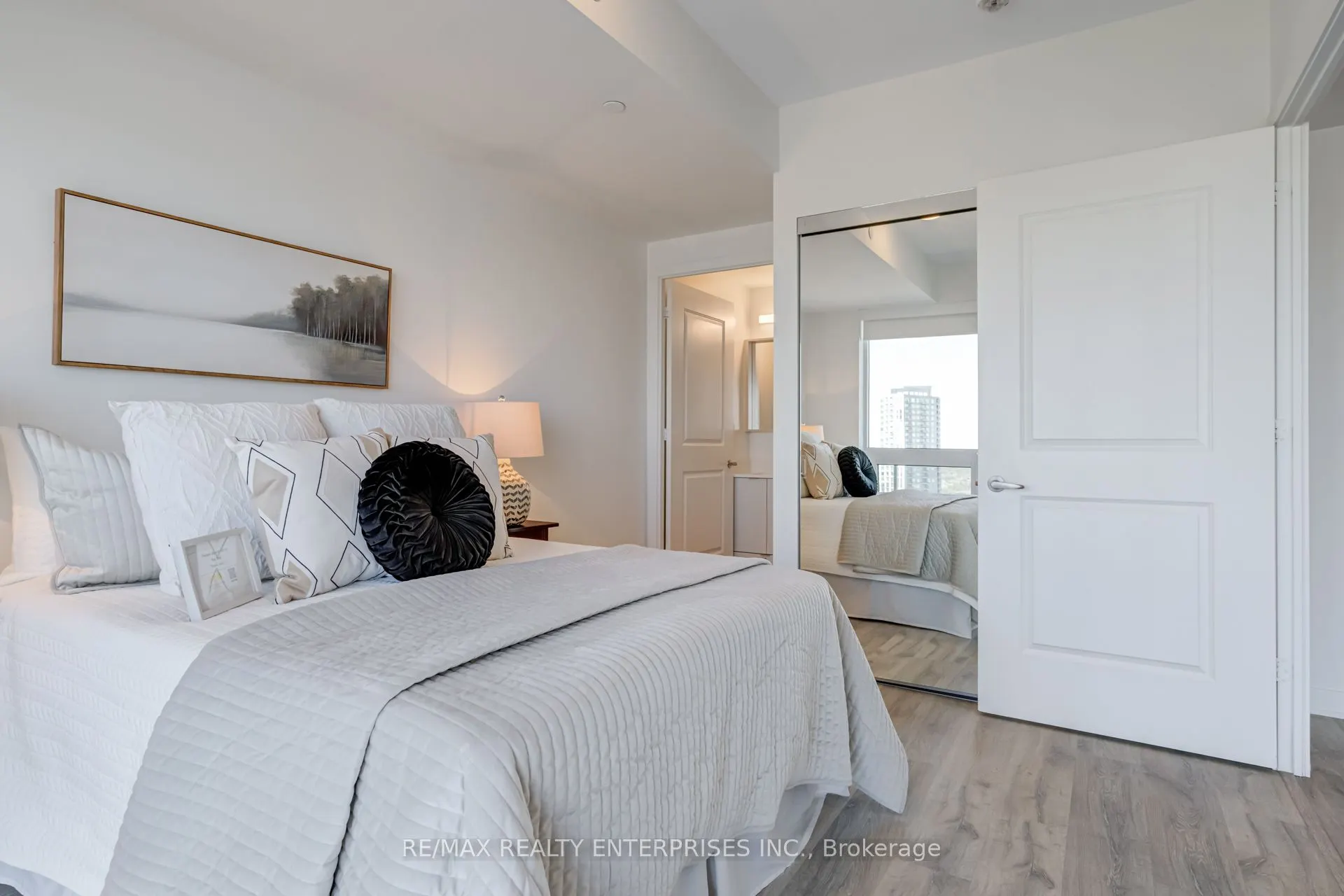 4655 Metcalfe Avenue, #1703