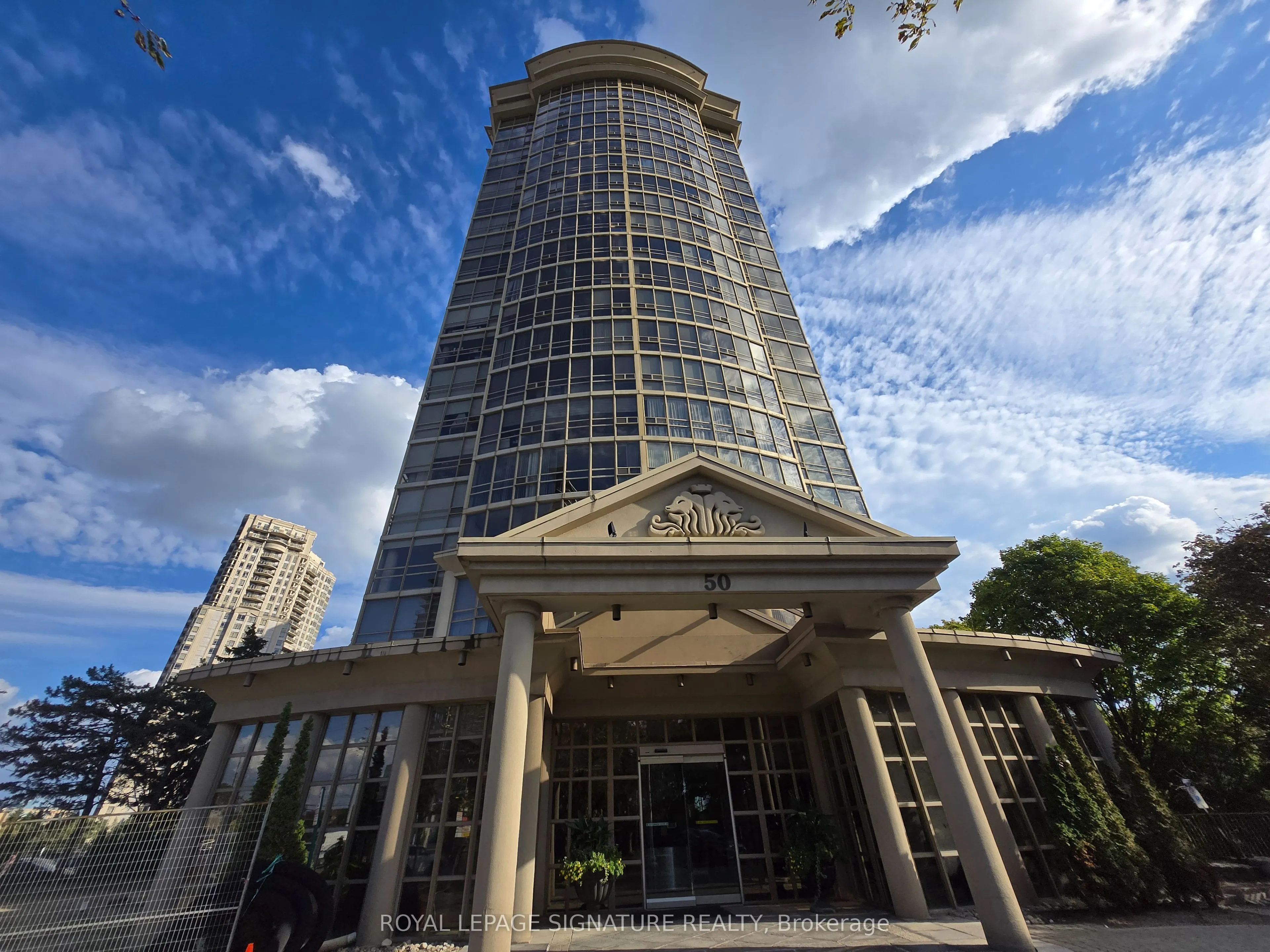 50 Eglinton Avenue, #1202