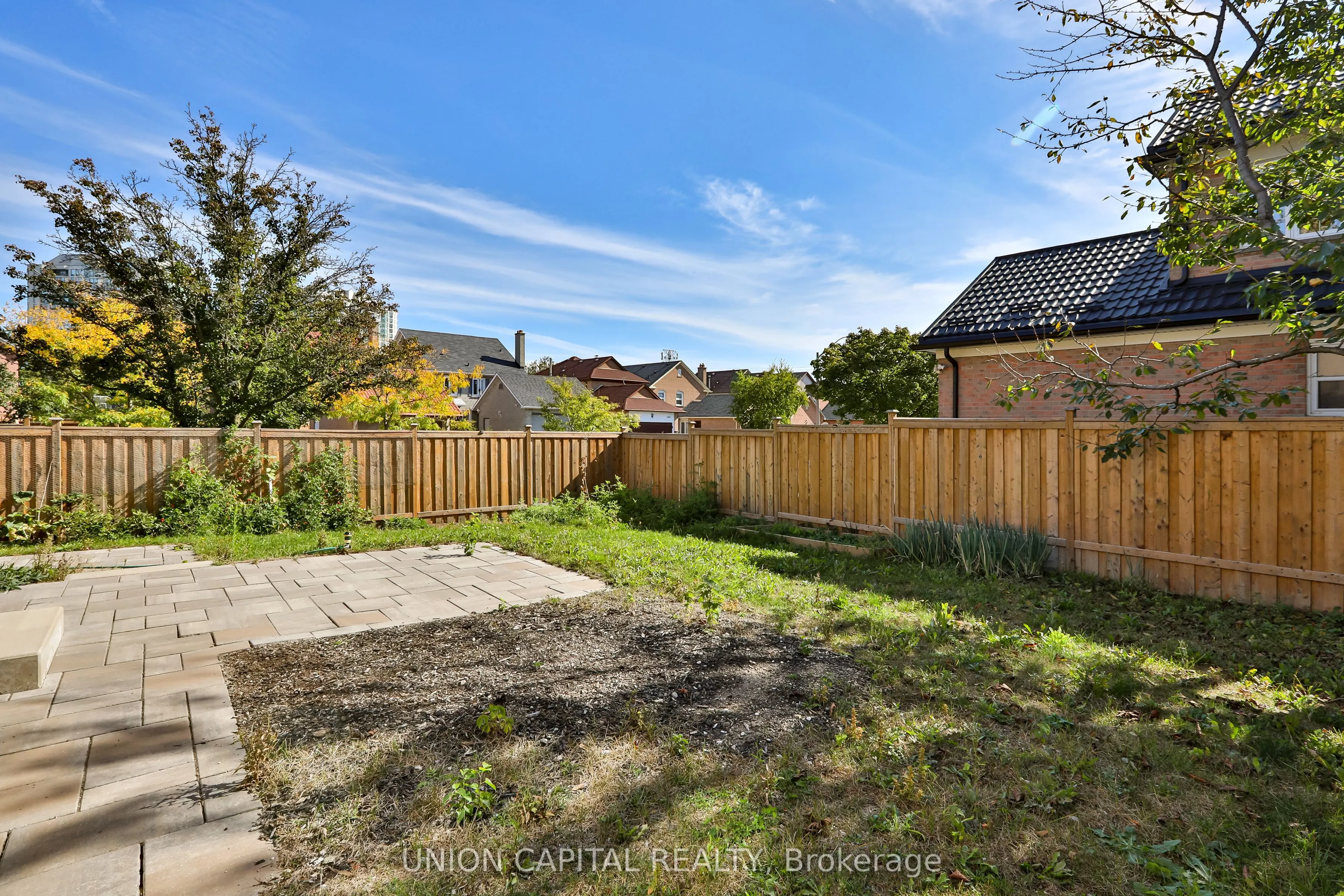 168 Kingsbridge Garden Circle