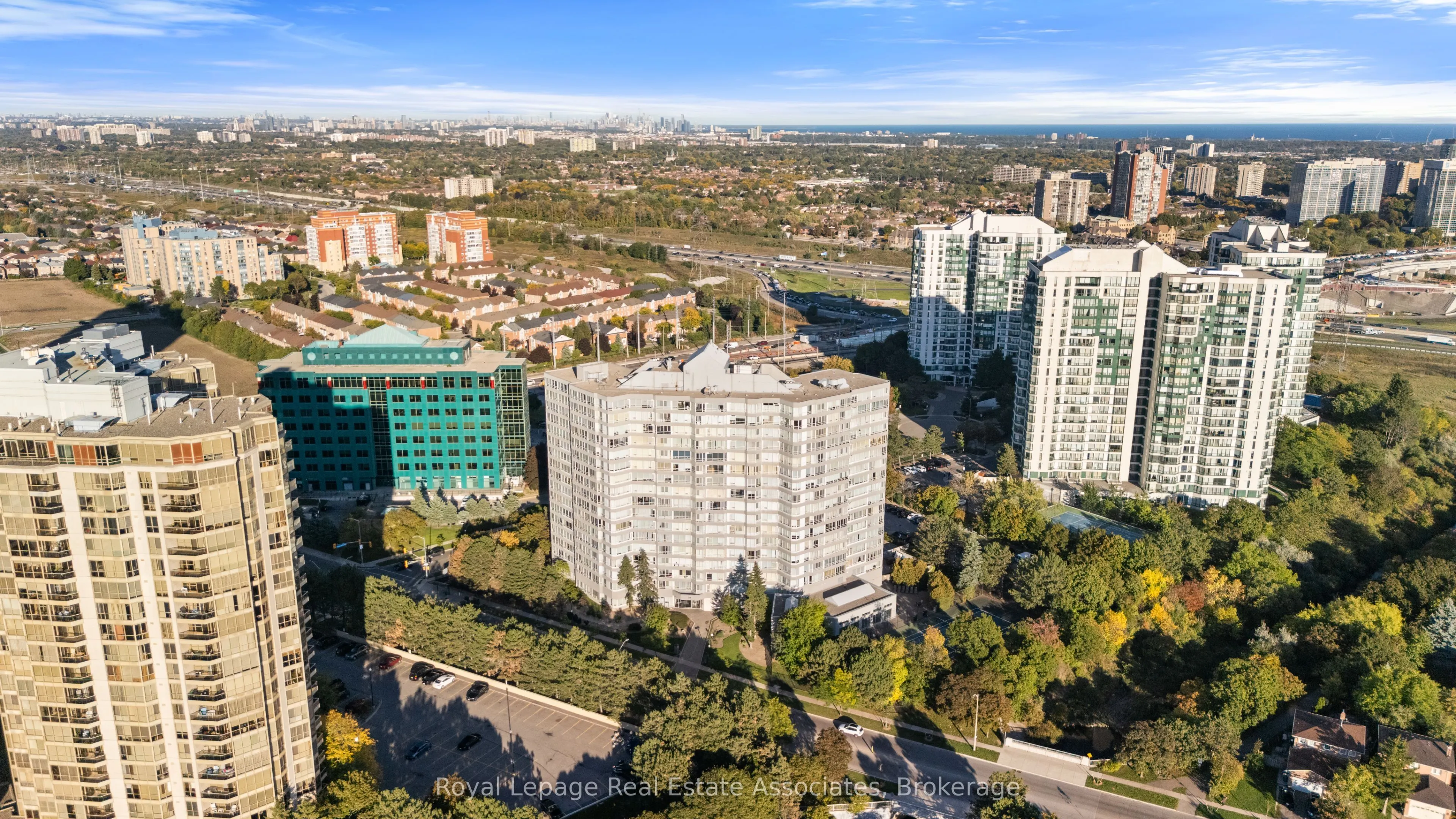 50 Kingsbridge Garden Circle, #1206