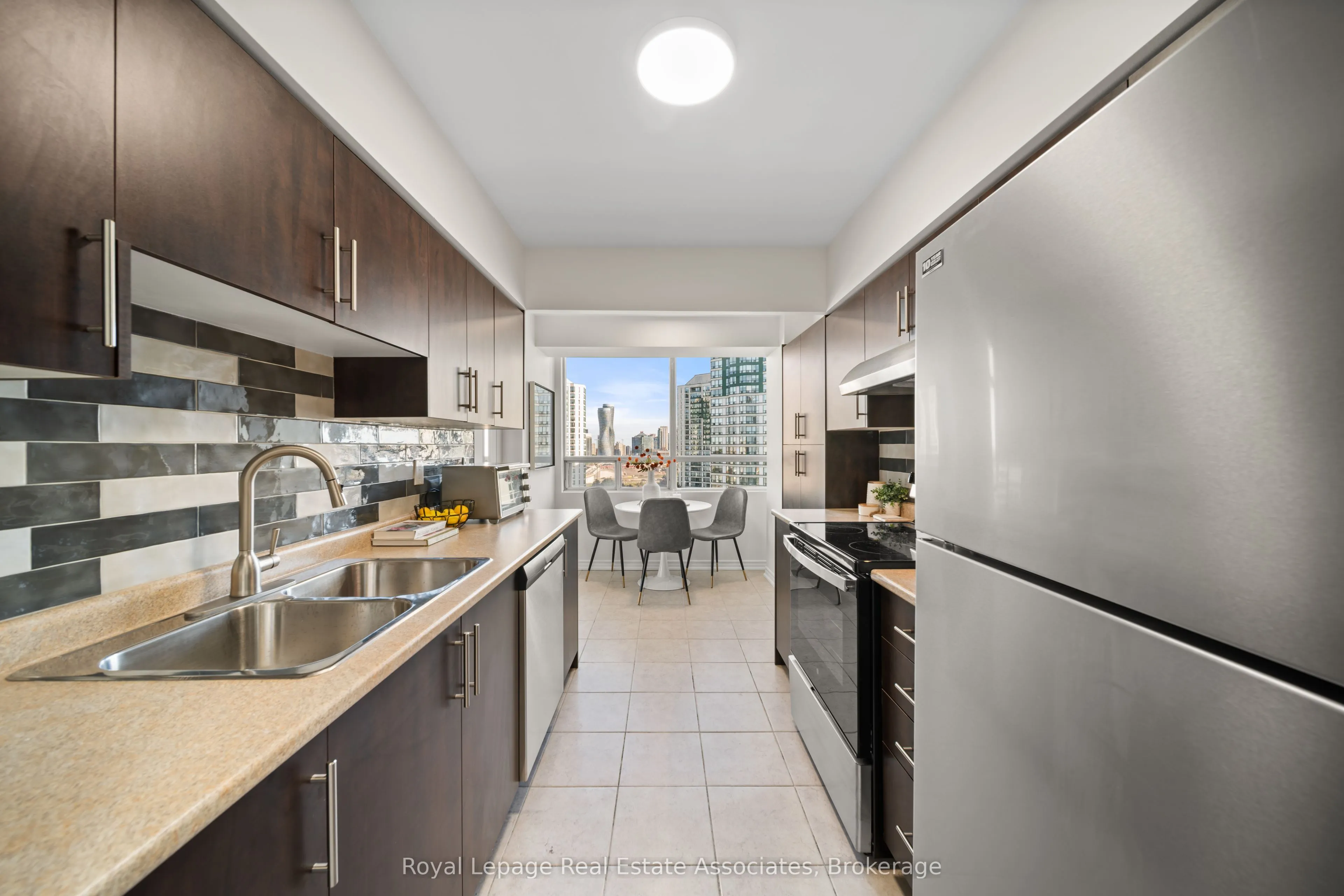 50 Kingsbridge Garden Circle, #1206