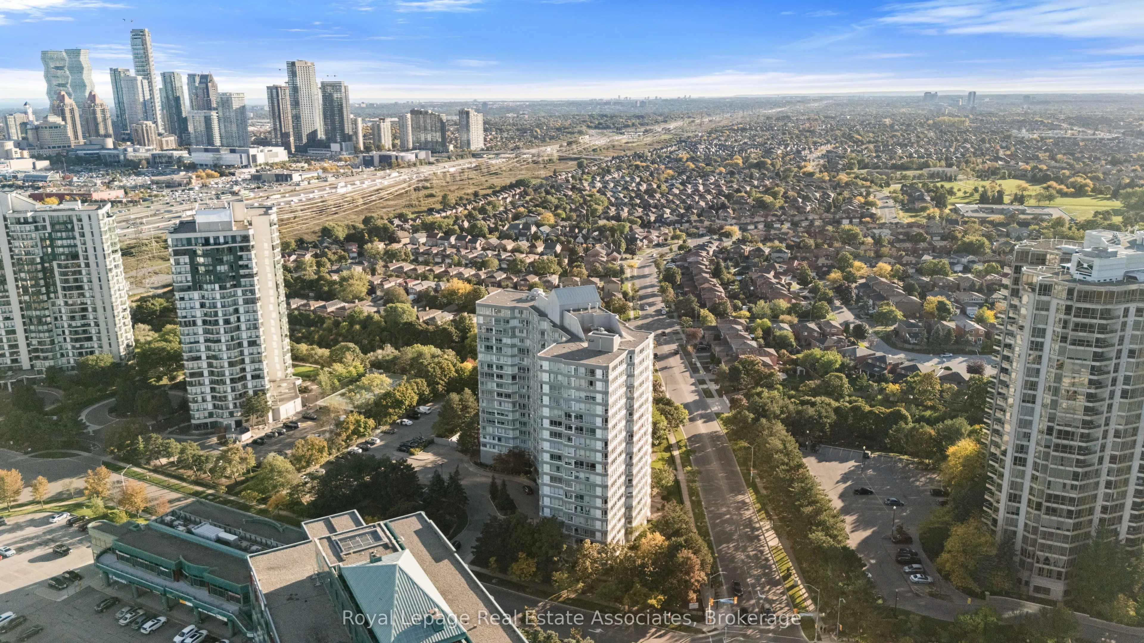 50 Kingsbridge Garden Circle, #1206