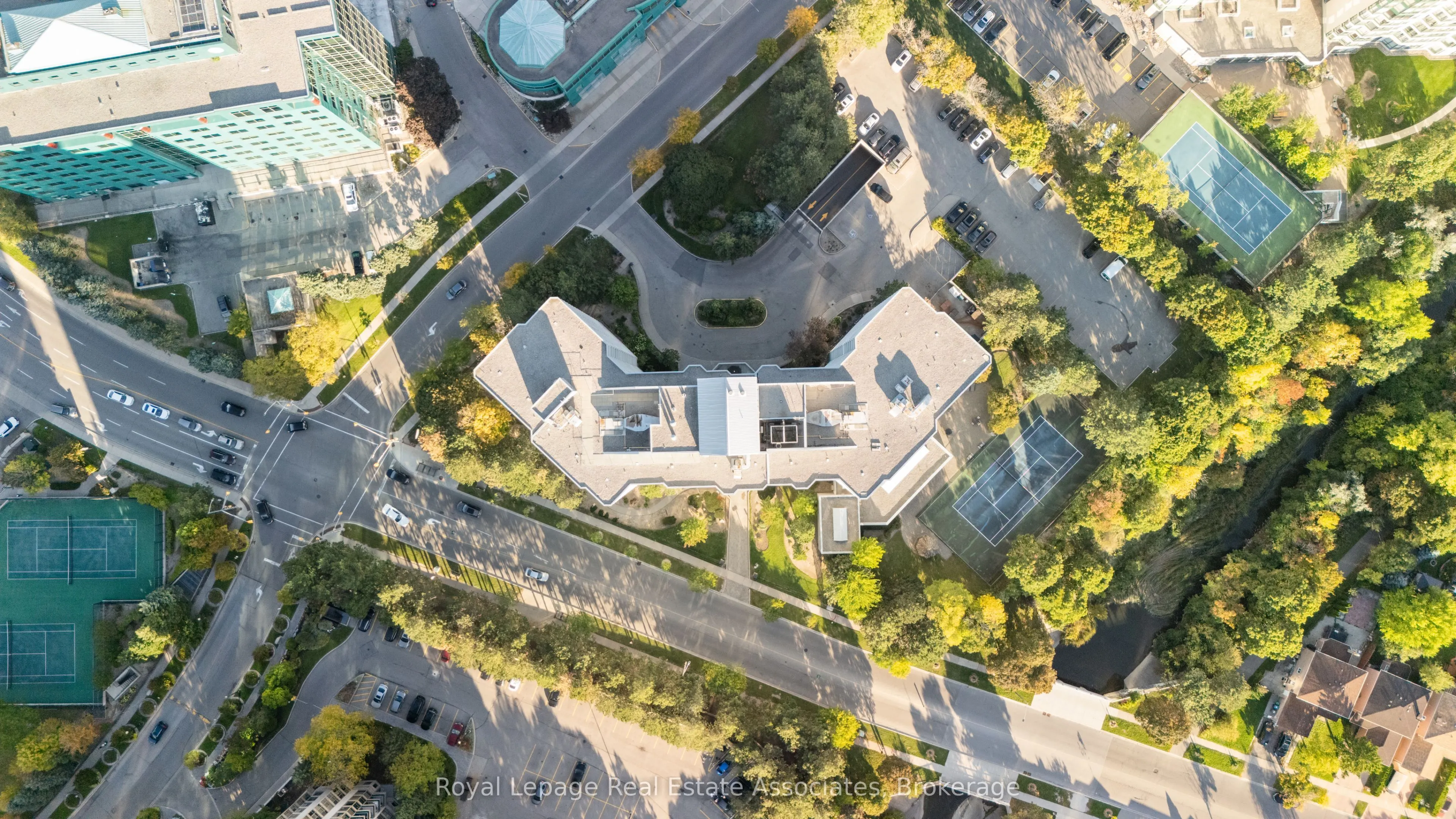 50 Kingsbridge Garden Circle, #1206