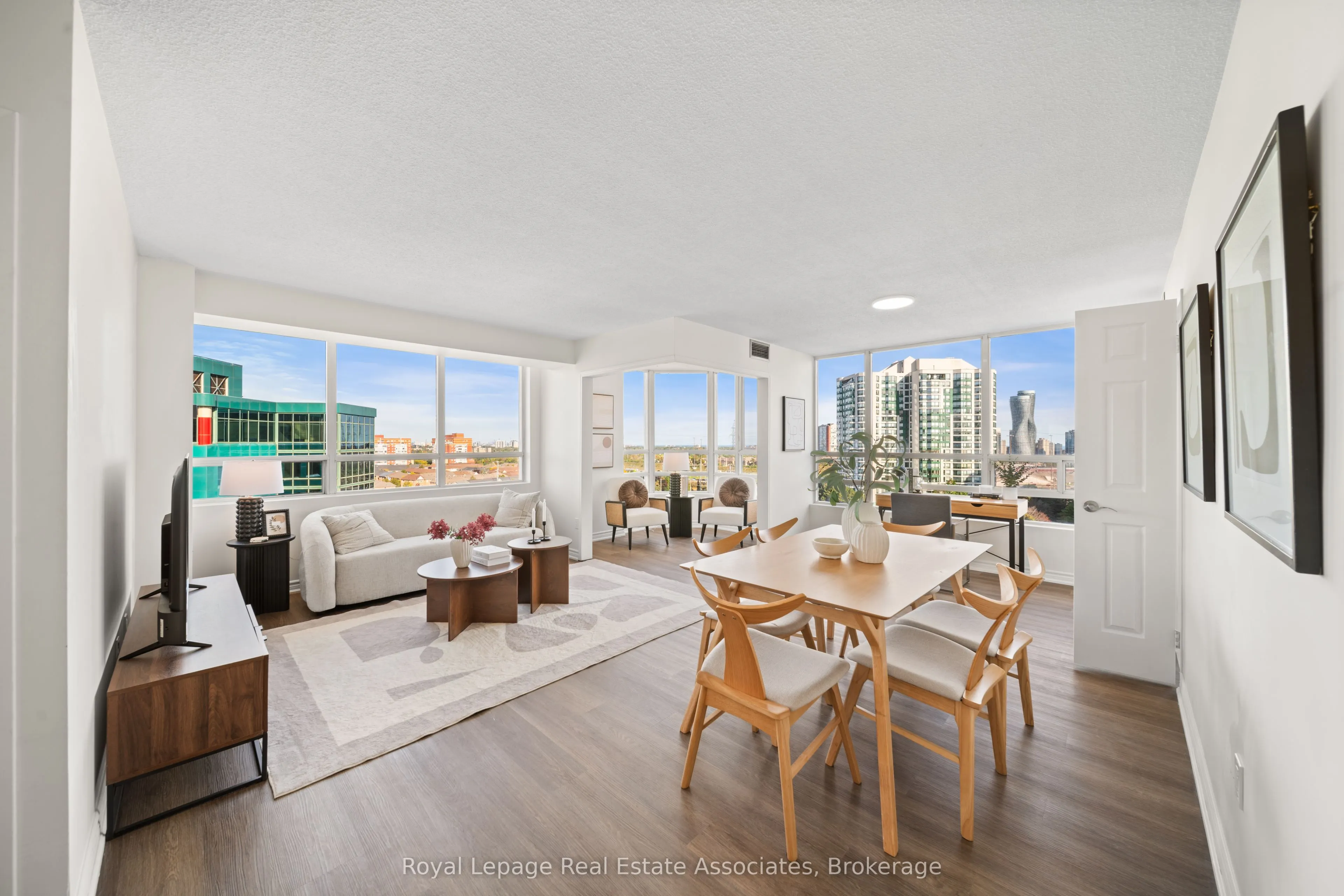 50 Kingsbridge Garden Circle, #1206