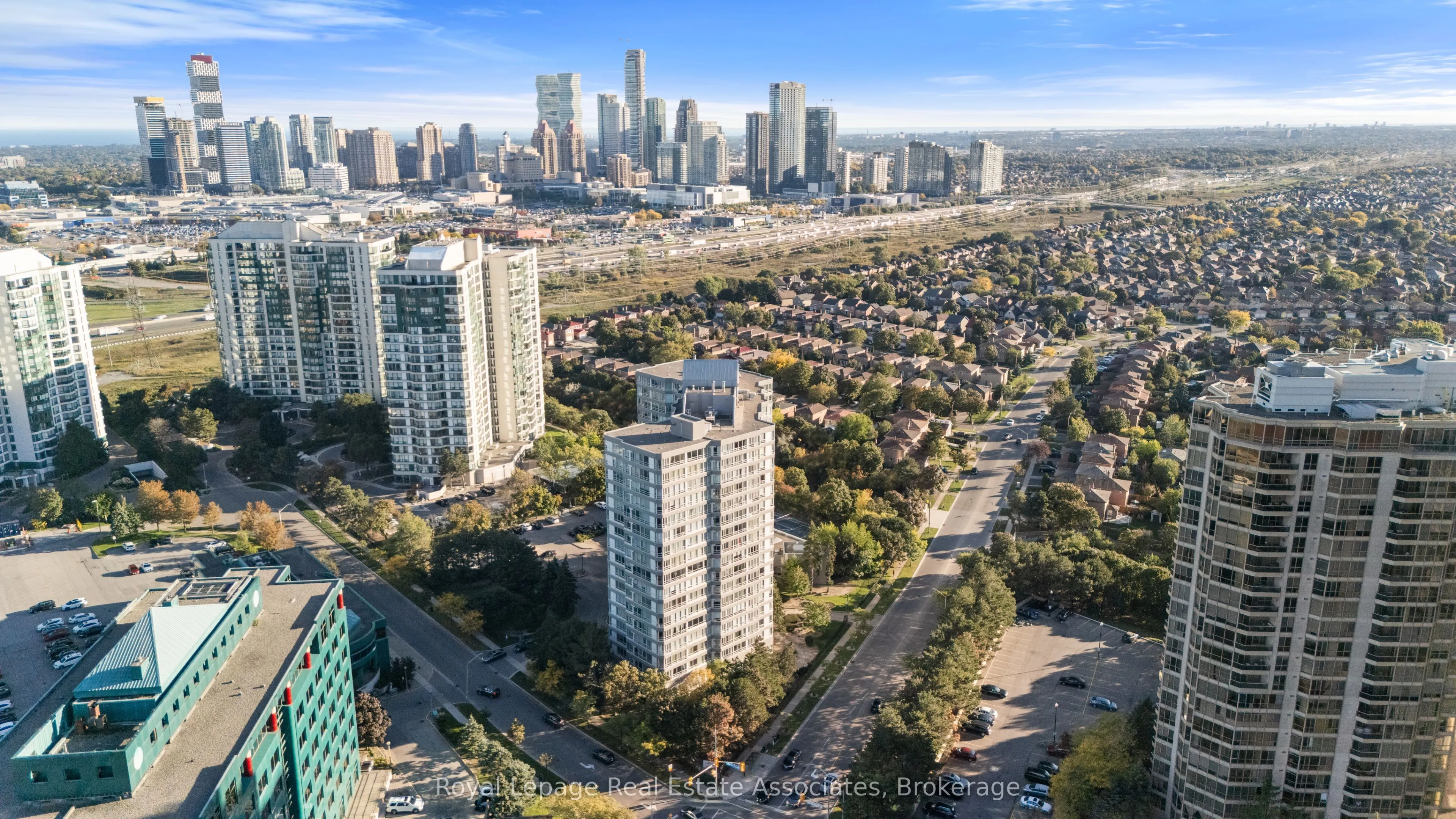 50 Kingsbridge Garden Circle, #1206
