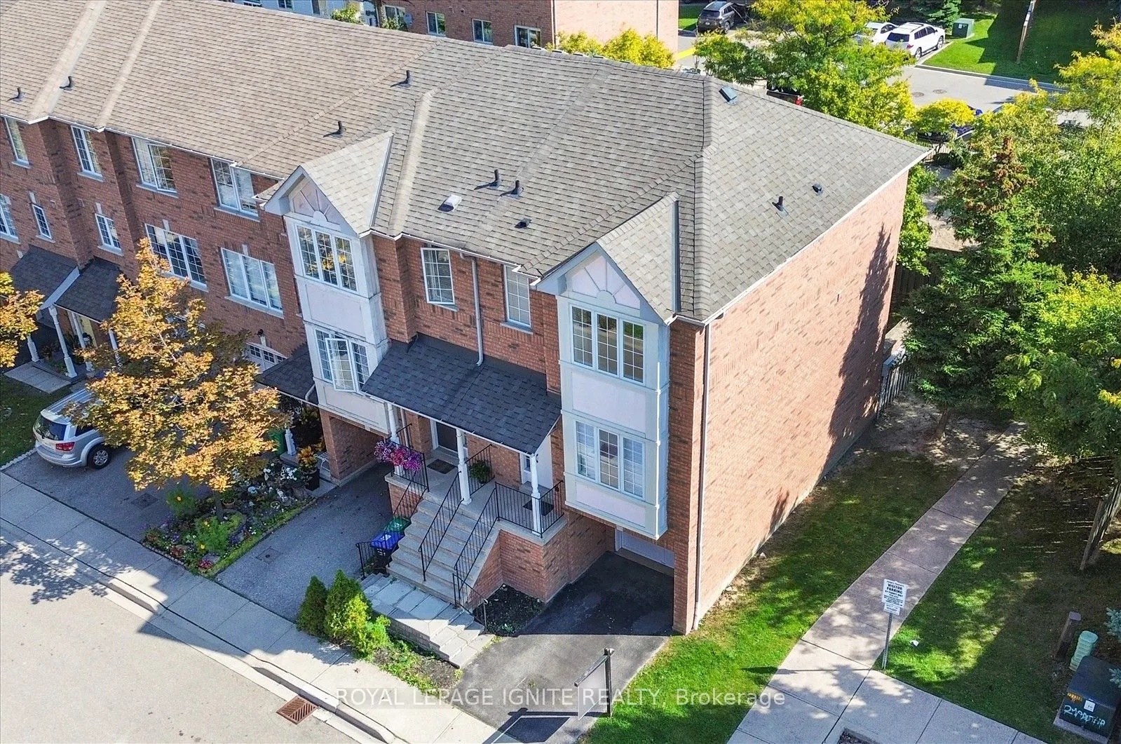 80 Acorn Place, #49
