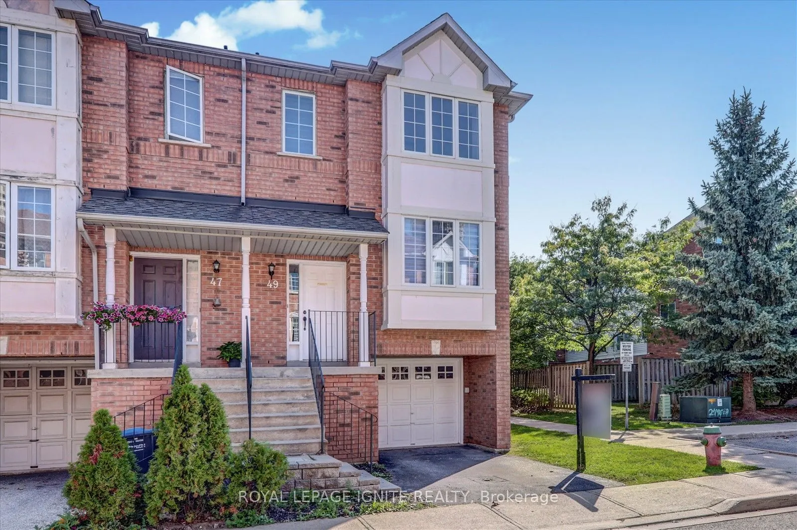 80 Acorn Place, #49