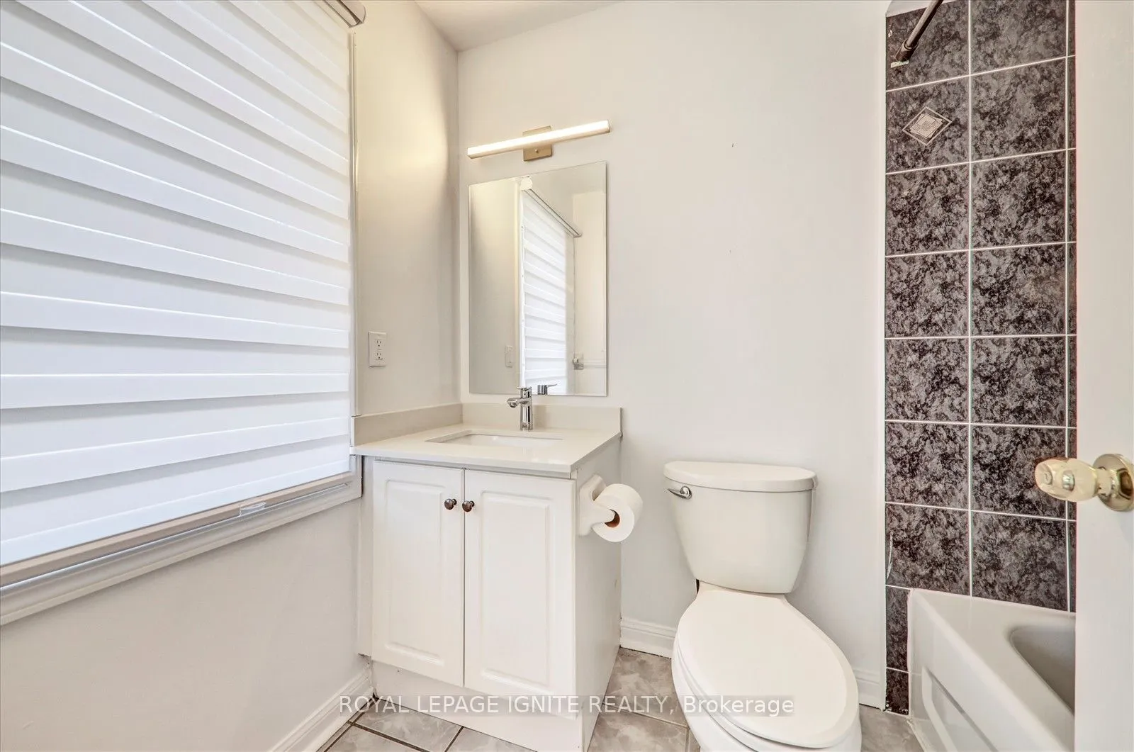 80 Acorn Place, #49