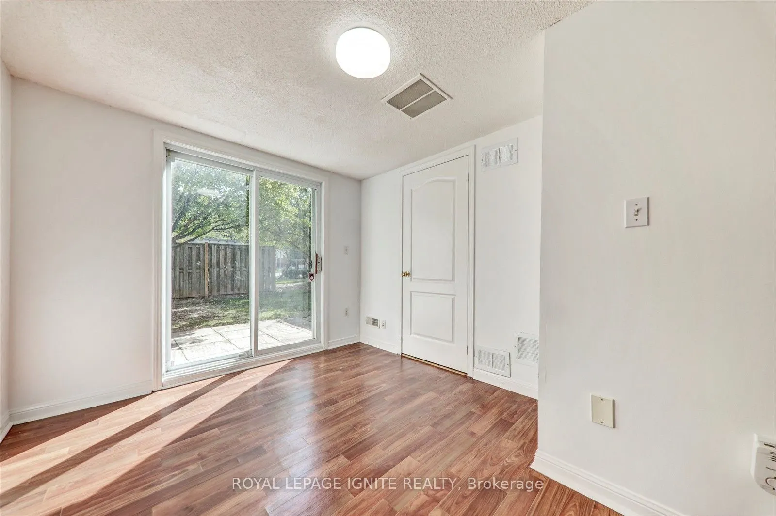 80 Acorn Place, #49