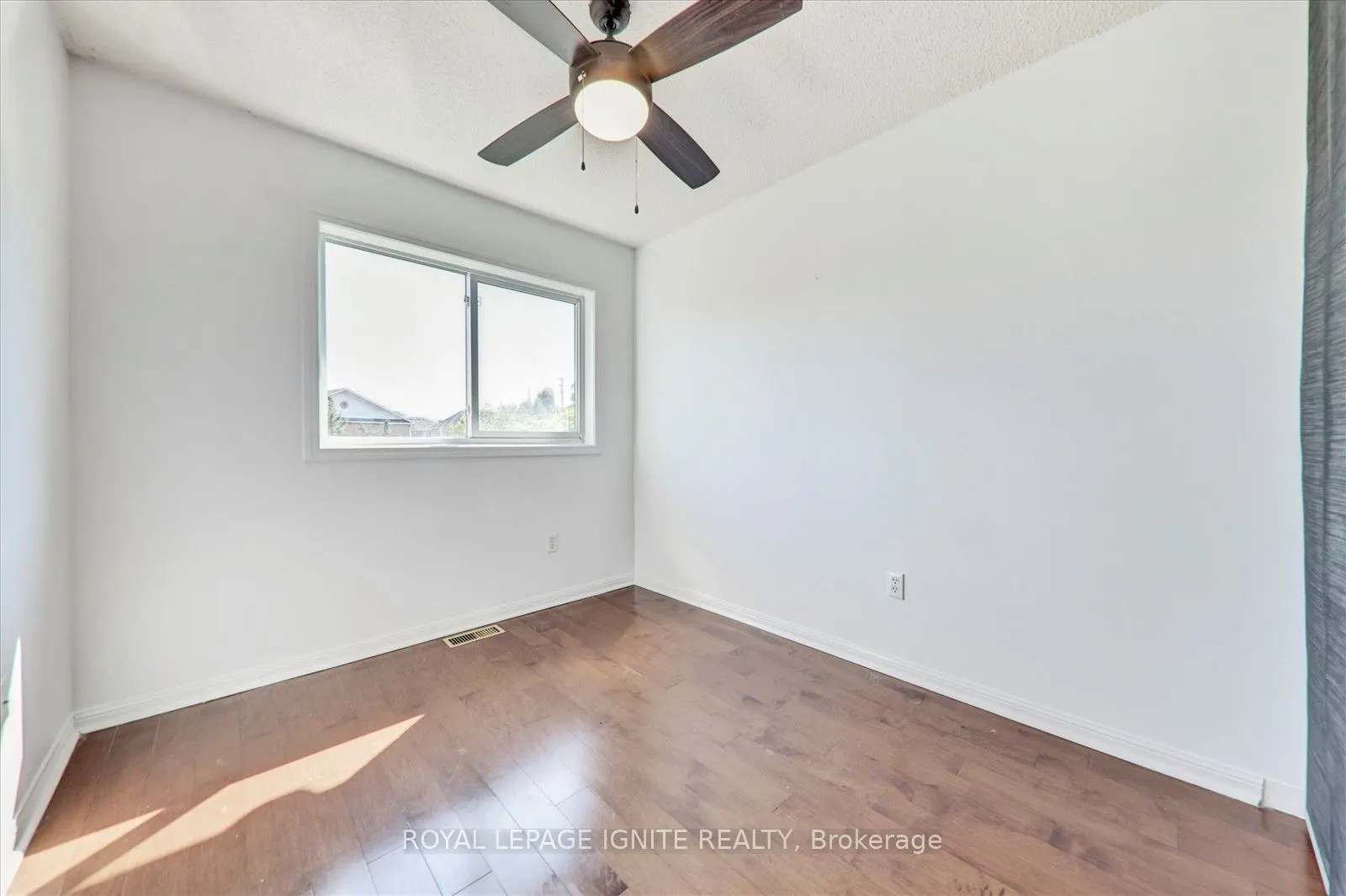 80 Acorn Place, #49
