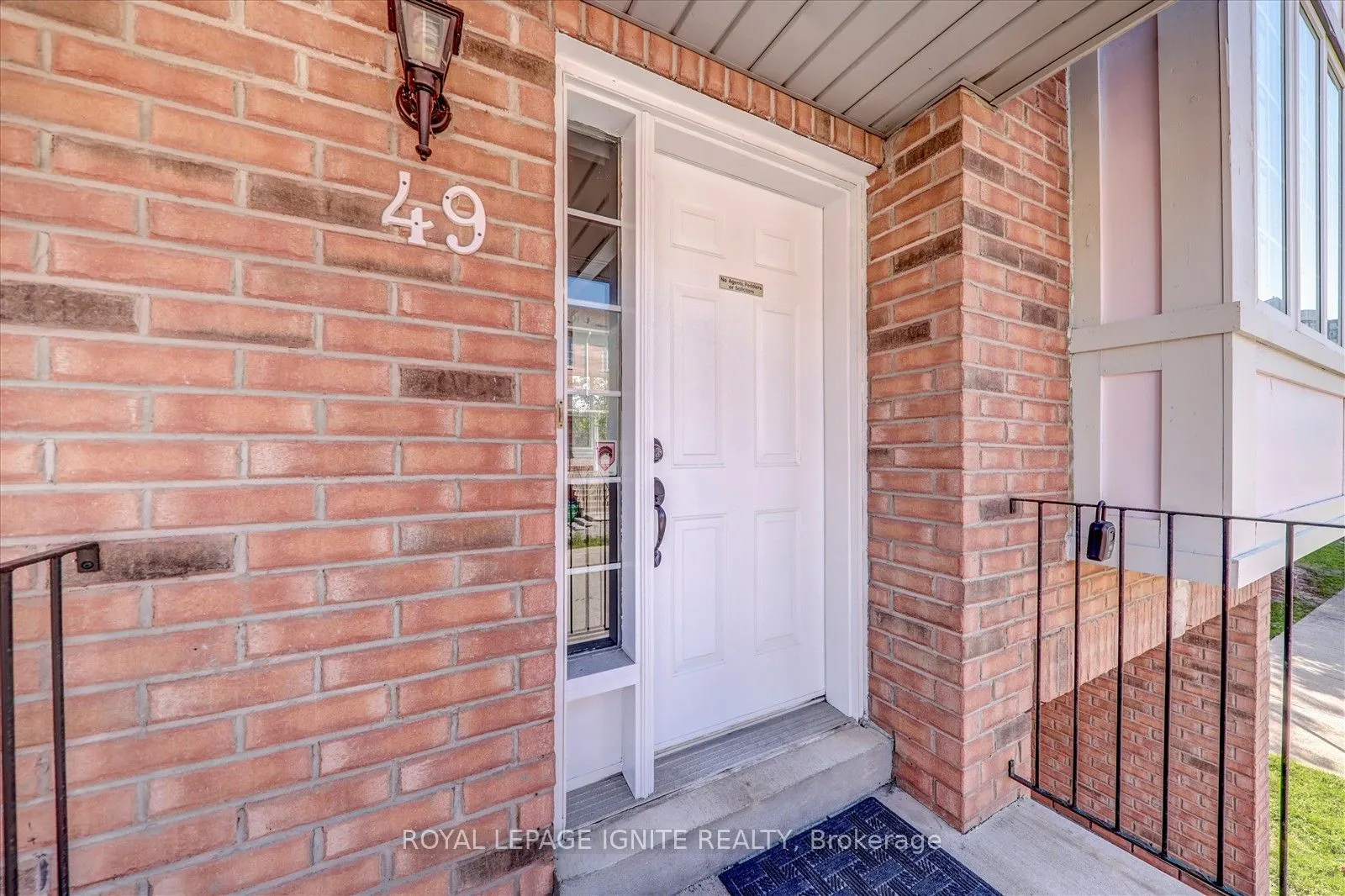 80 Acorn Place, #49