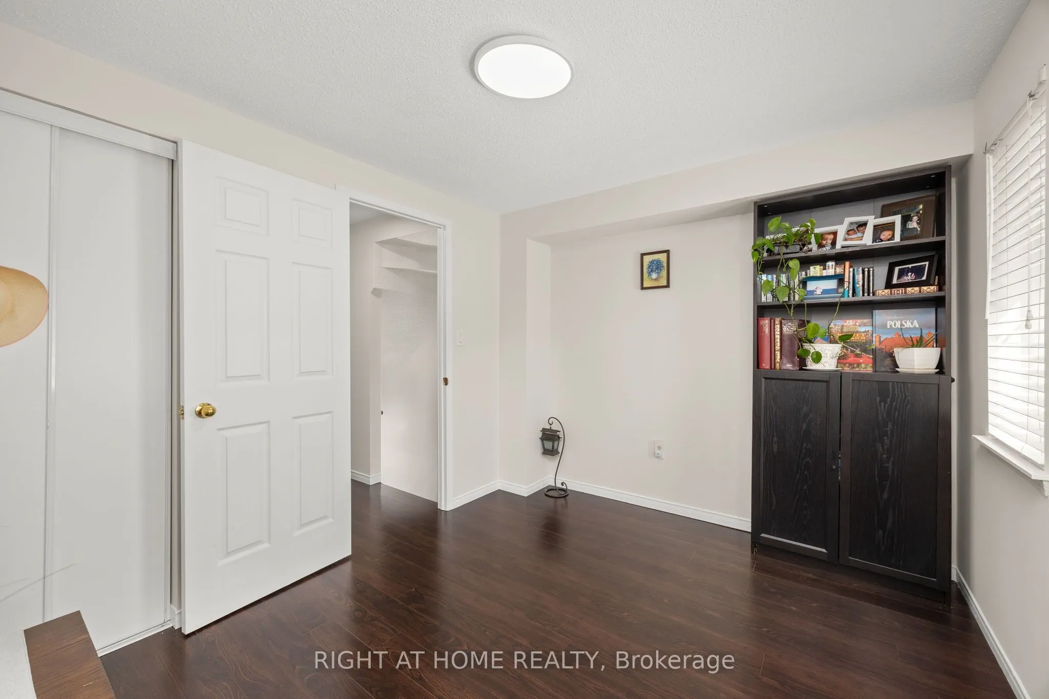 75 Strathaven Drive, #8