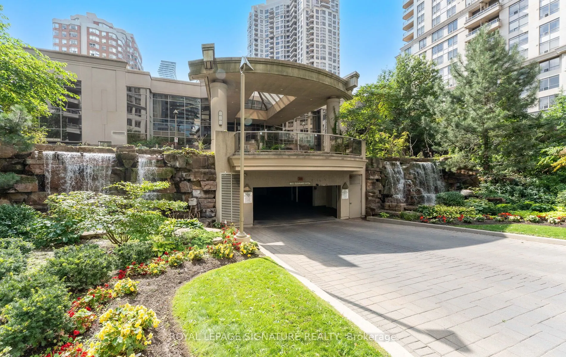 3880 Duke Of York Boulevard, #1508