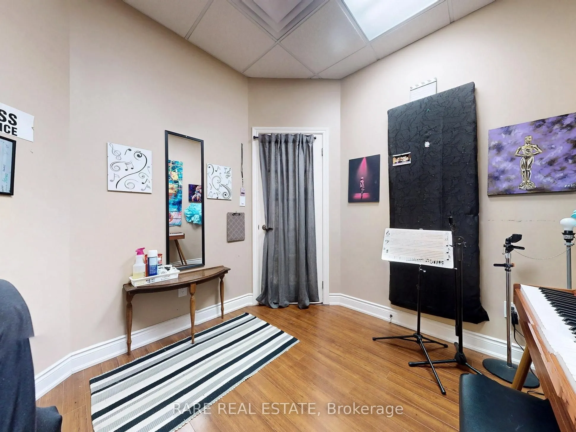 48 Centennial Road, #3