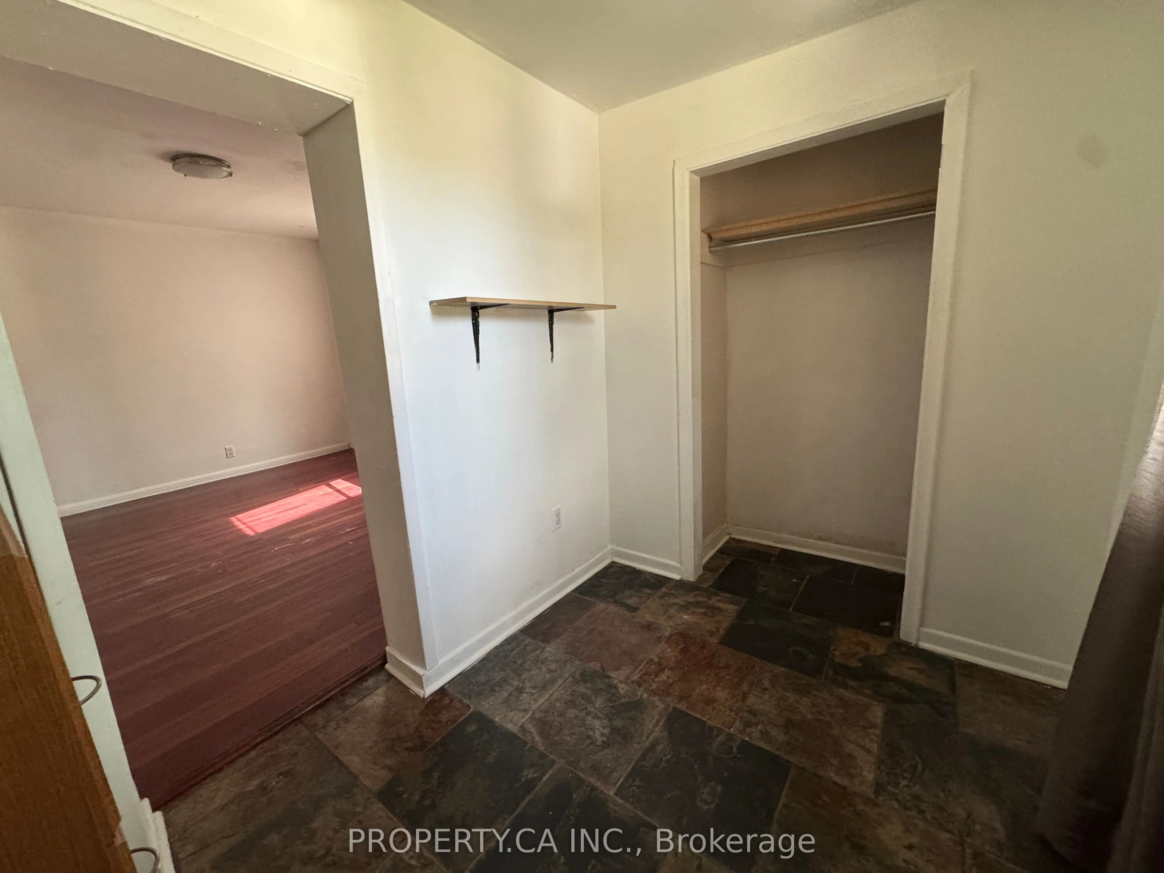 22 Brad Street