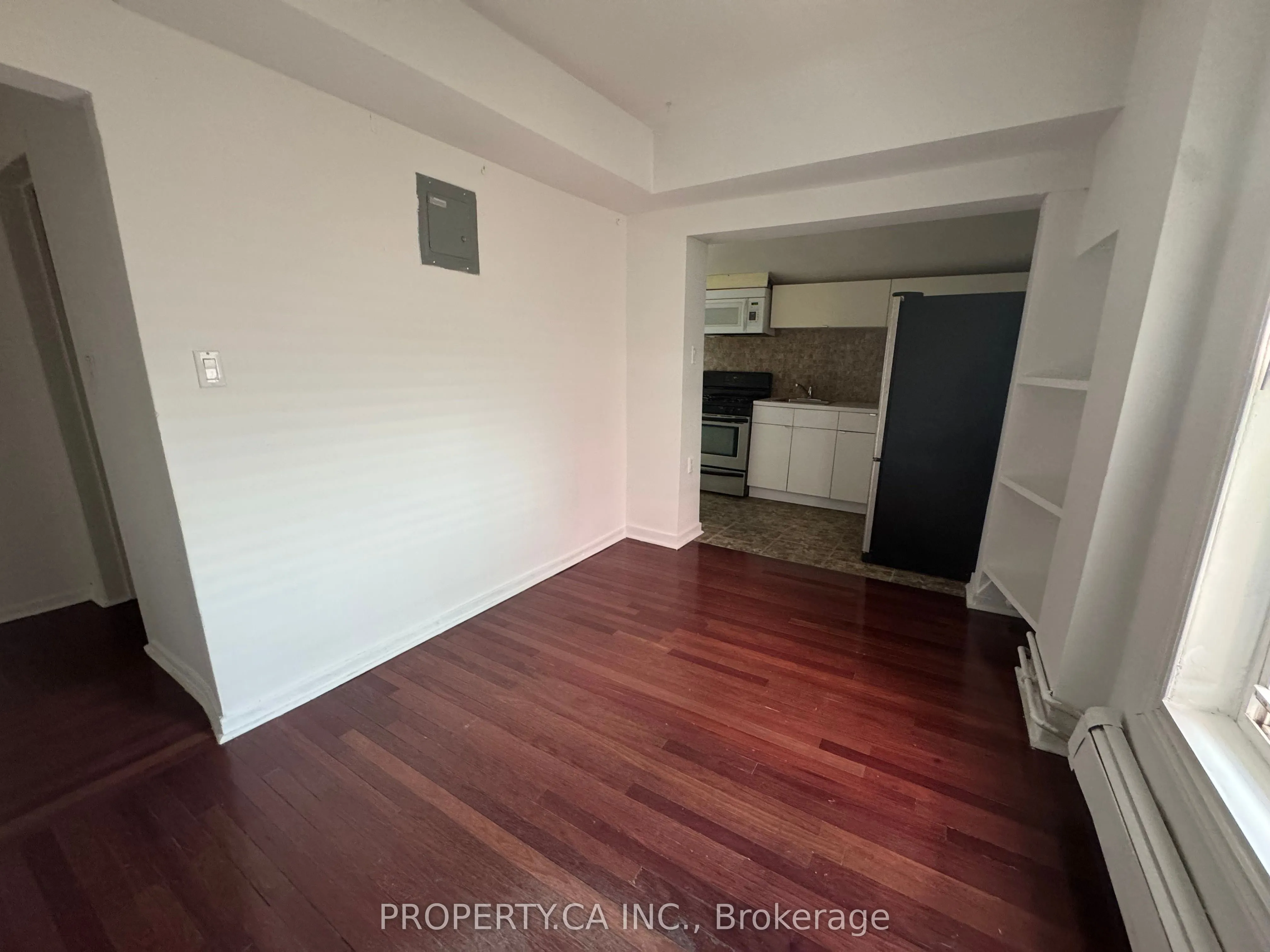 22 Brad Street
