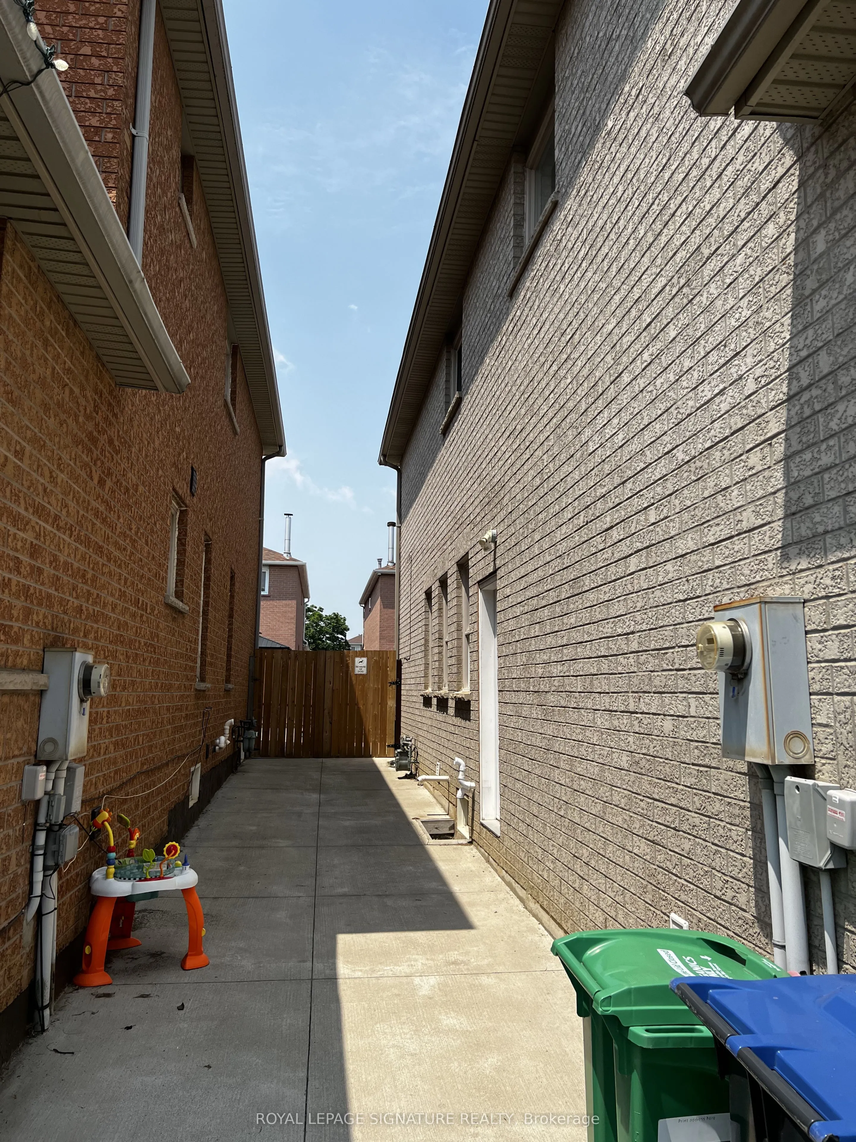 633 Mirage Place