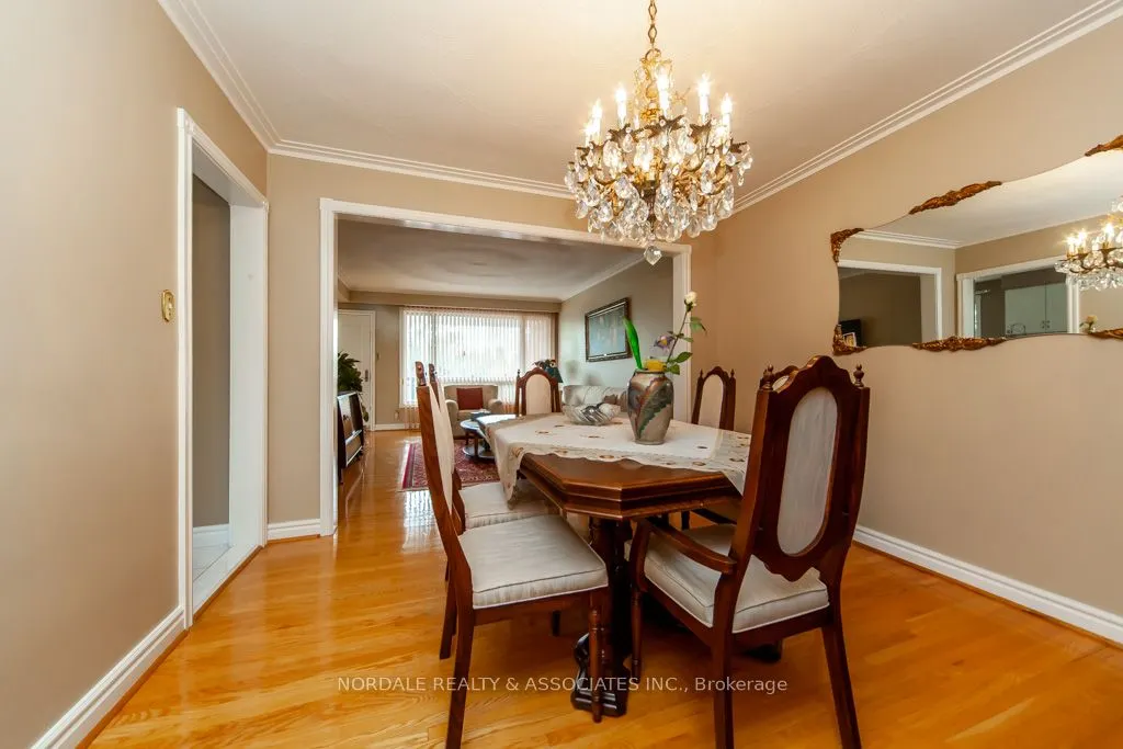 288 Hullmar Drive